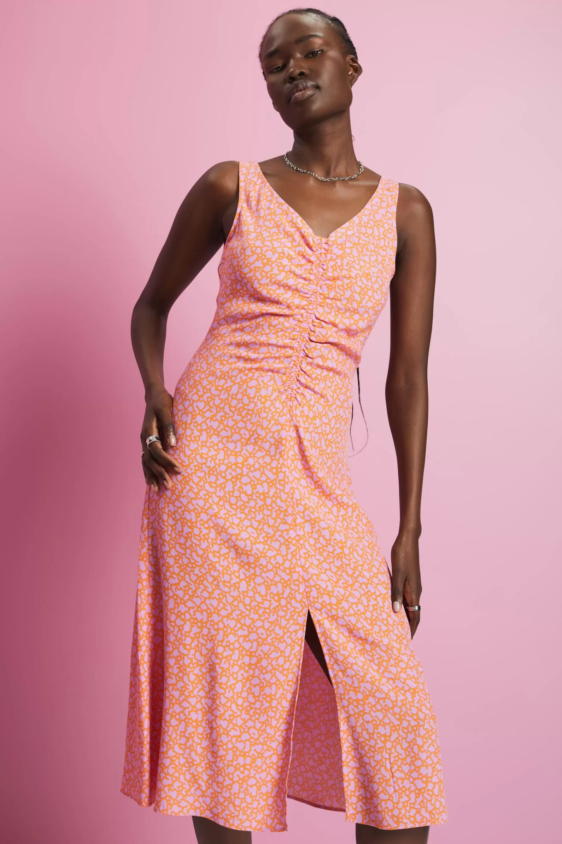 Ärmelloses Midikleid mit Allover-Print-ESPRIT Hot