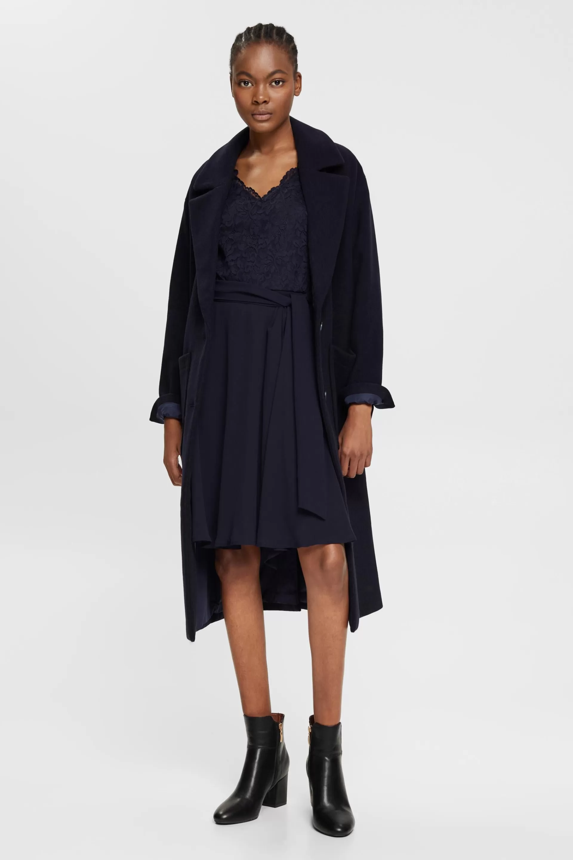 Aus Recycling-Material: Chiffon-Midikleid mit Spitze-ESPRIT Cheap