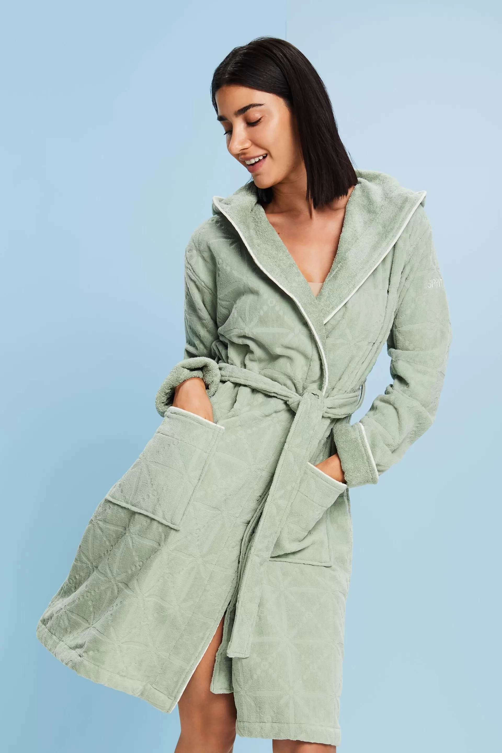 Bademantel aus Velours mit Kapuze-ESPRIT Flash Sale