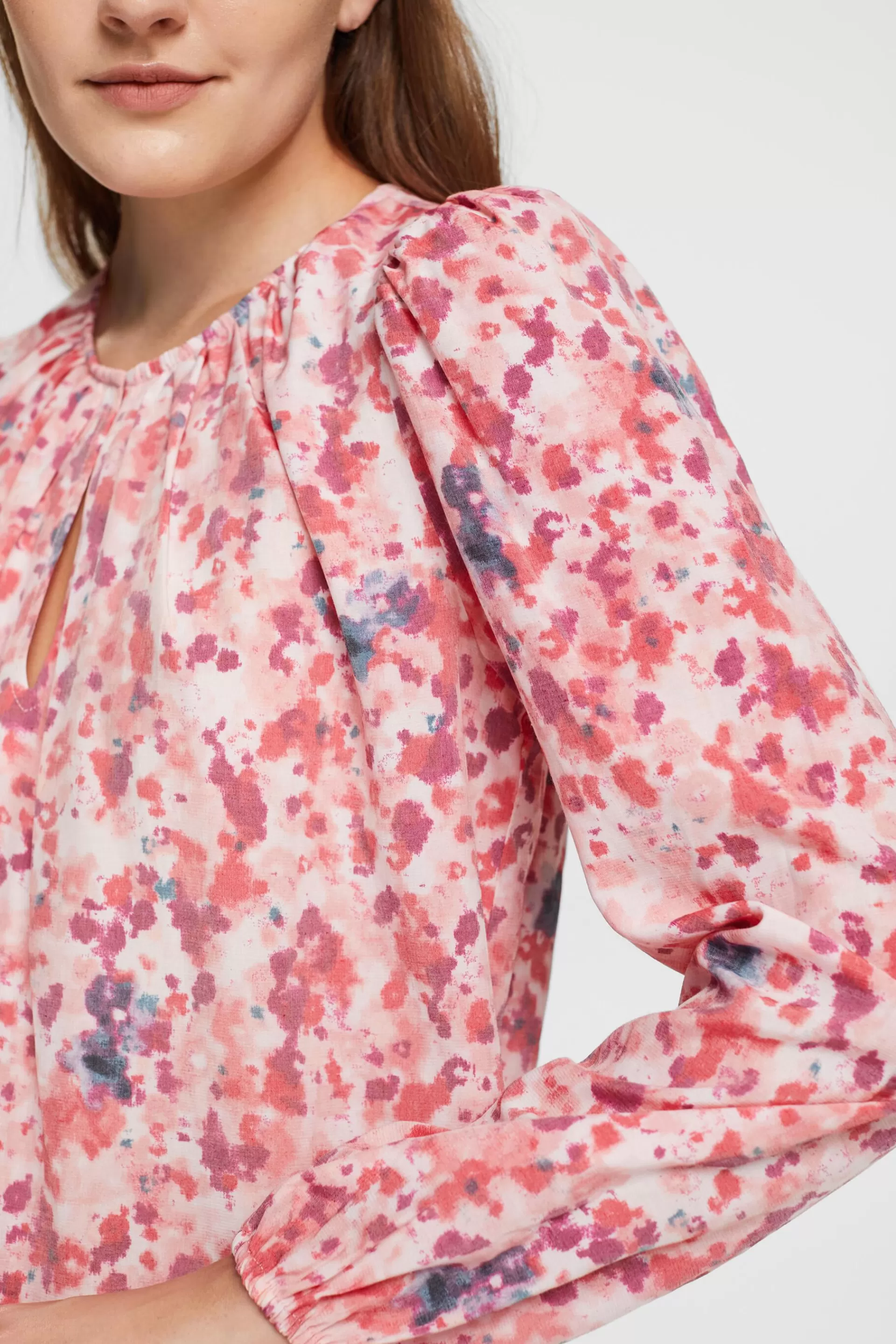 Bluse mit Muster, LENZING™ ECOVERO™-ESPRIT Shop