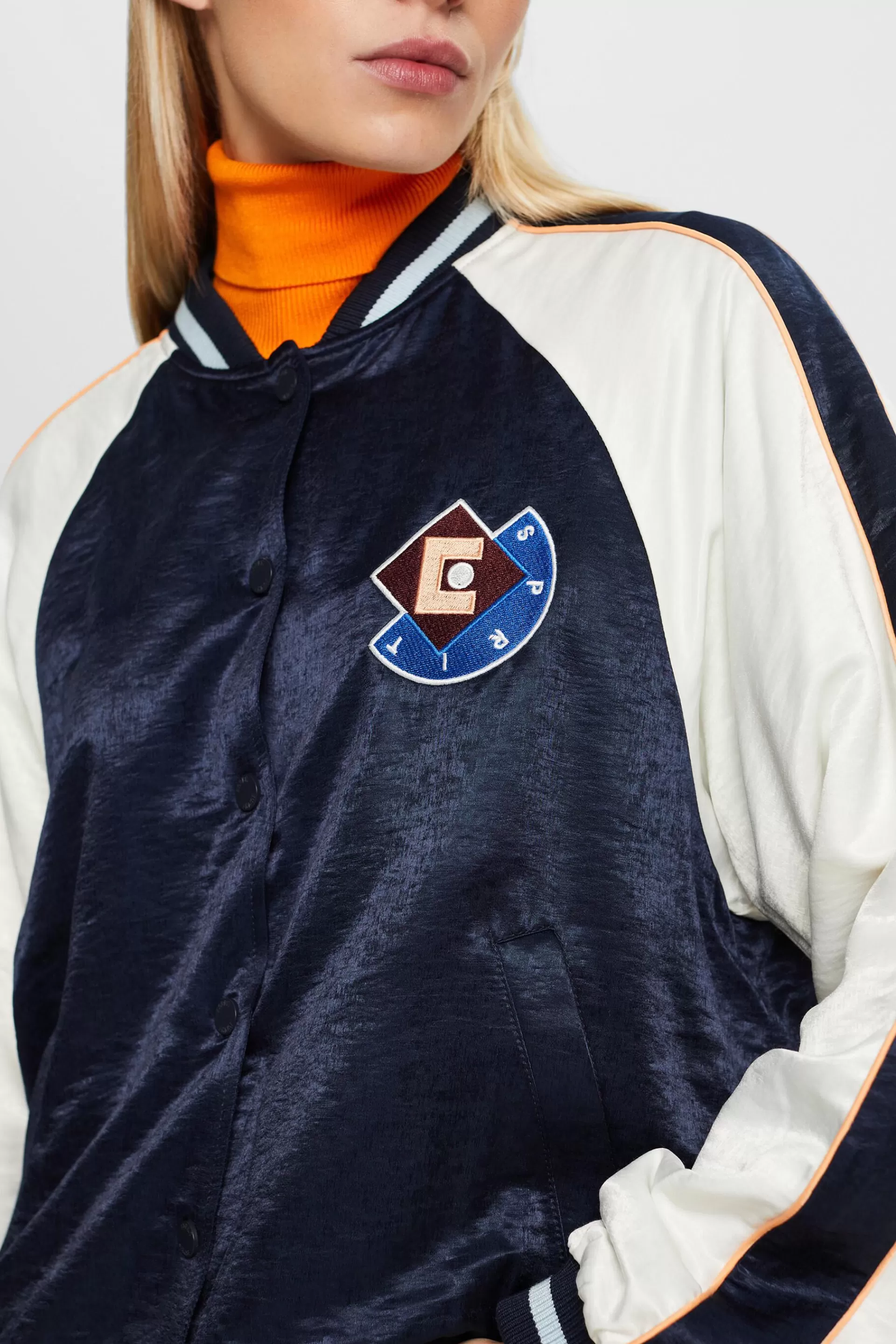 Bomberjacke aus Satin mit Logo-ESPRIT New