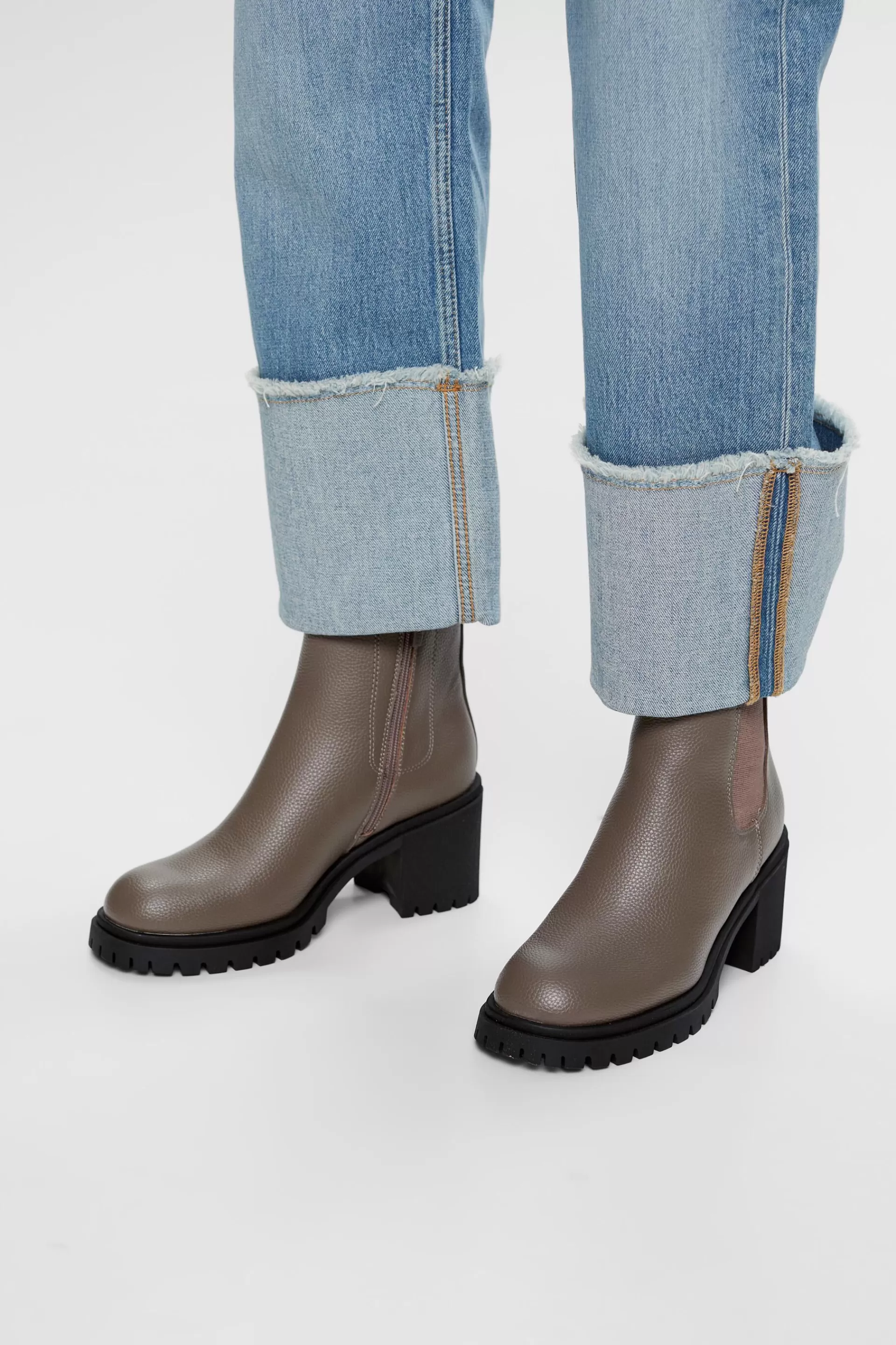 Boots mit grobem Blockabsatz-ESPRIT Outlet