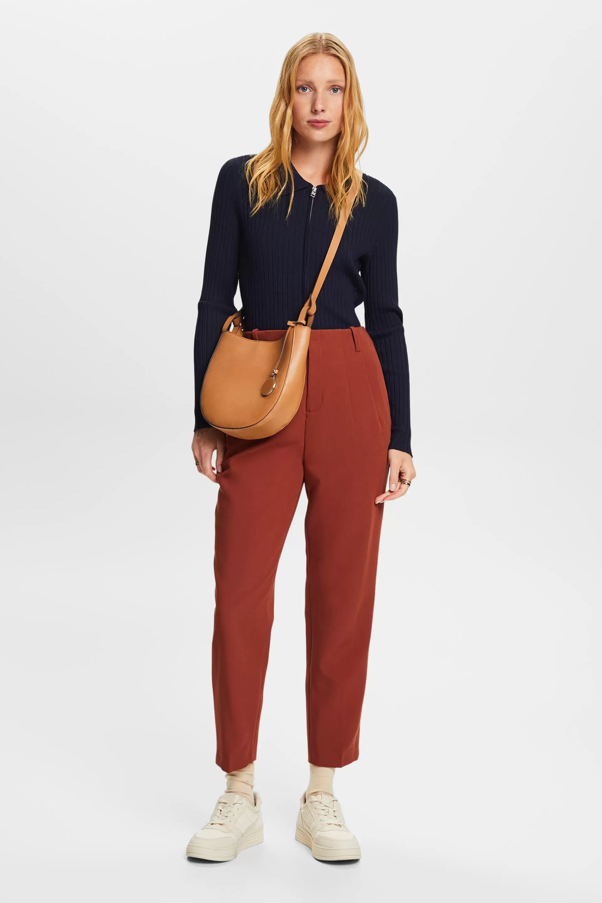Chino mit hohem Bund und Abnähern-ESPRIT Clearance