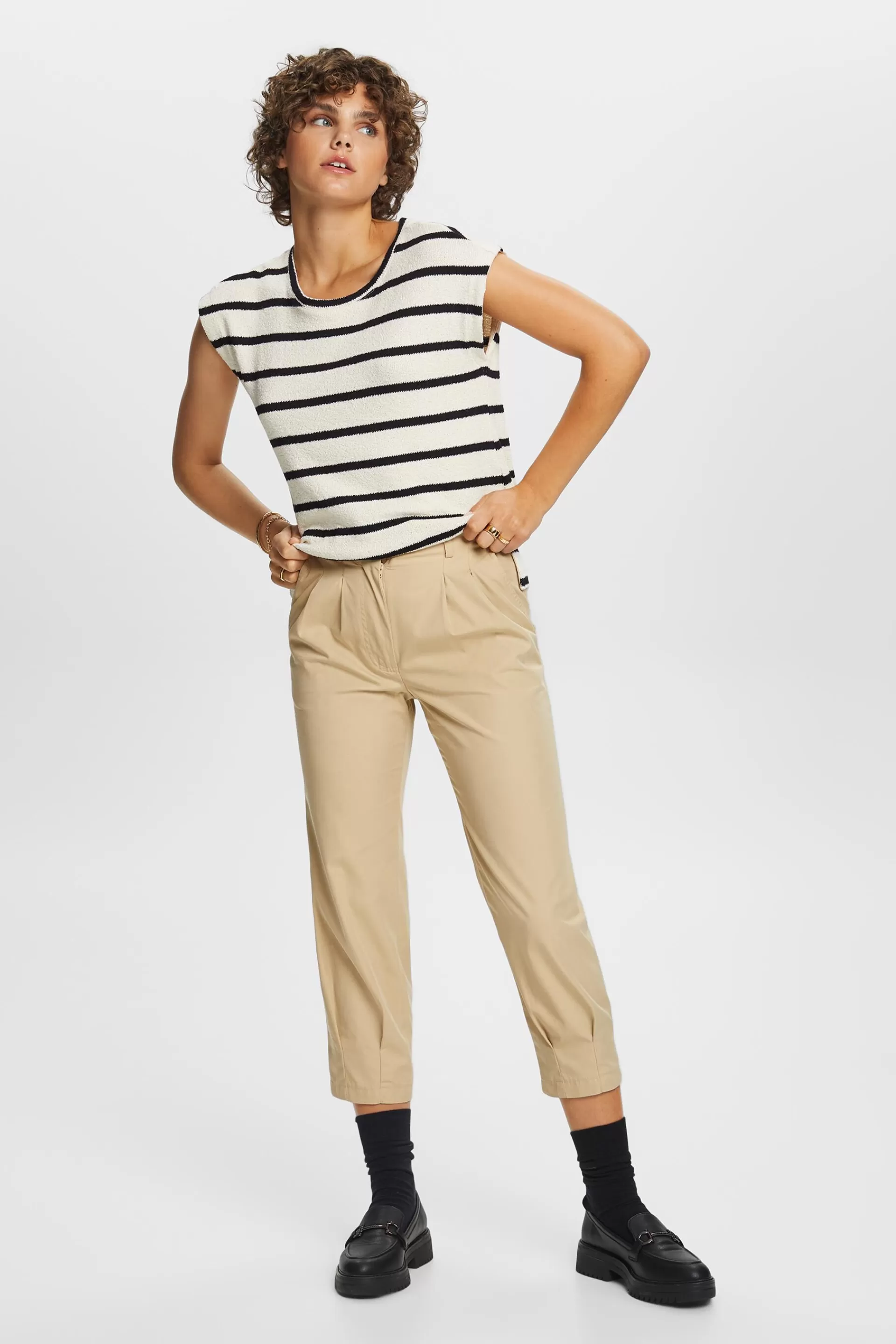 Chinohose in Cropped-Länge-ESPRIT Fashion