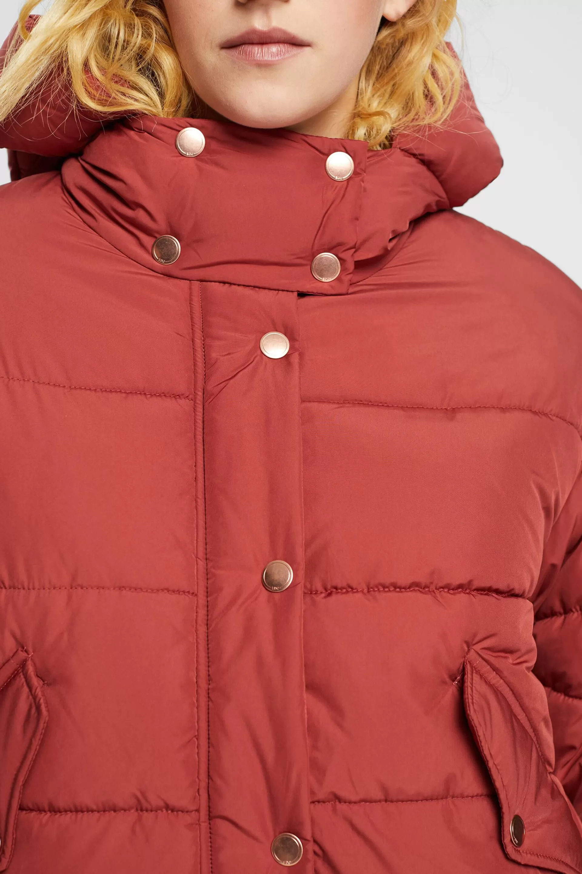 Color-Block-Steppjacke-ESPRIT Store