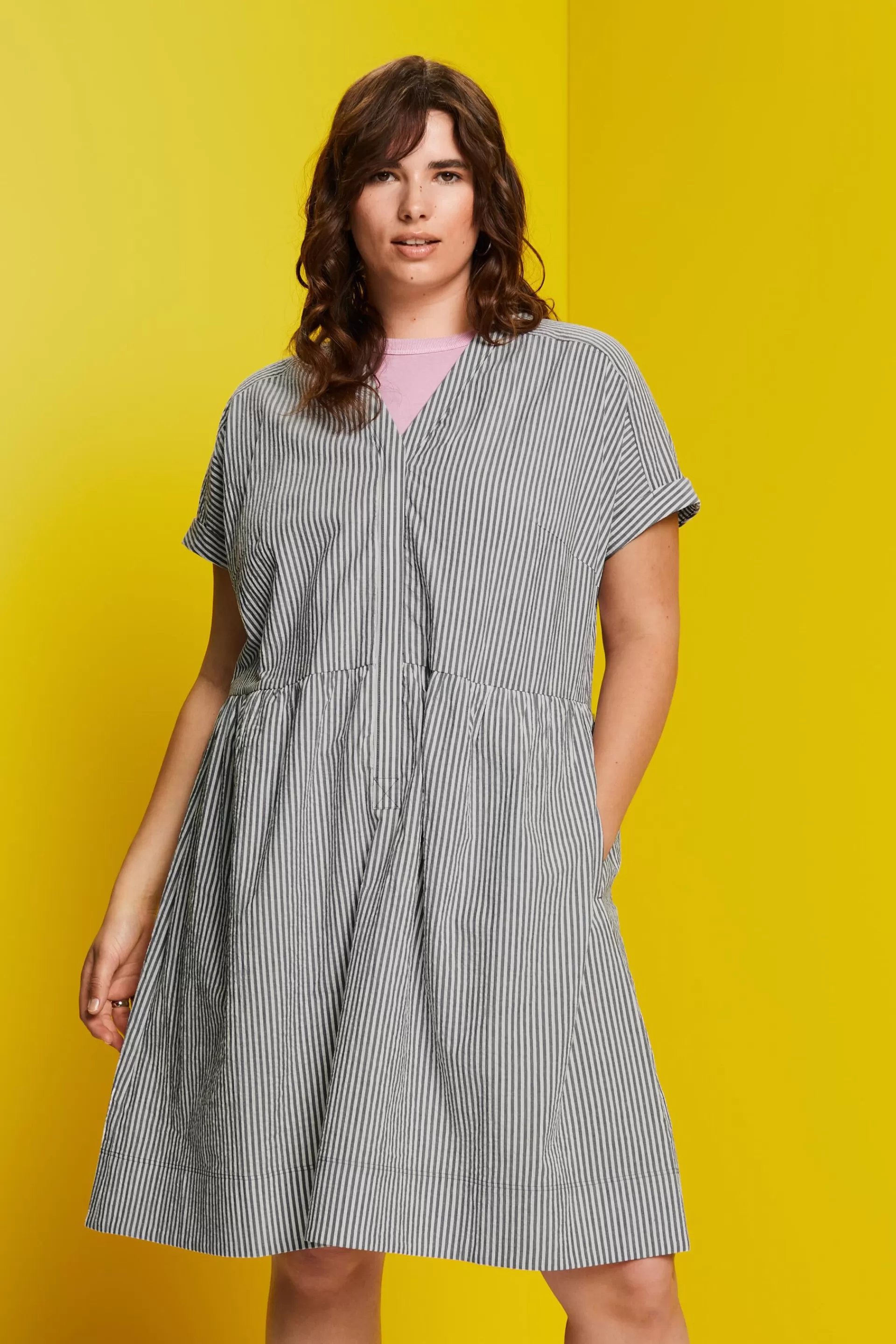 CURVY Seersucker-Kleid 100 % Baumwolle-ESPRIT Outlet