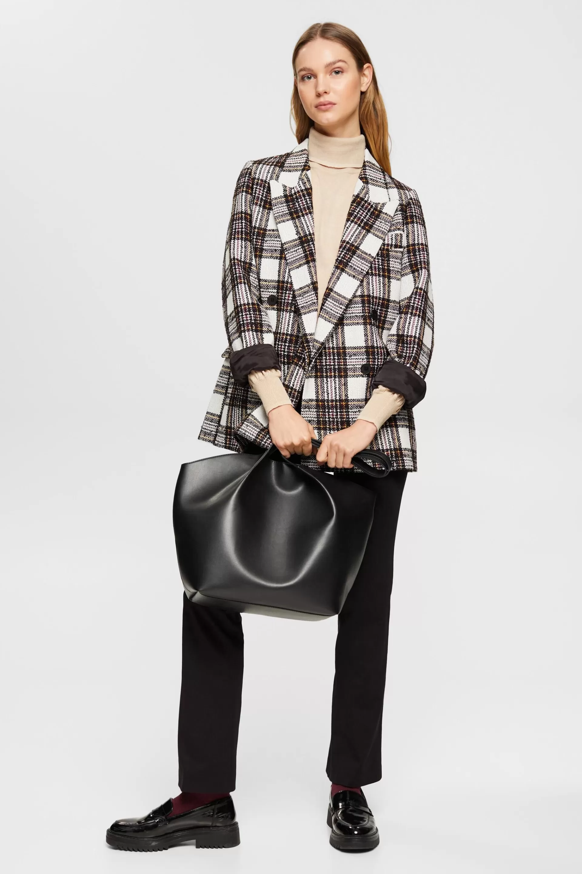 Einfarbiger, doppelreihiger Bouclé-Blazer-ESPRIT Hot