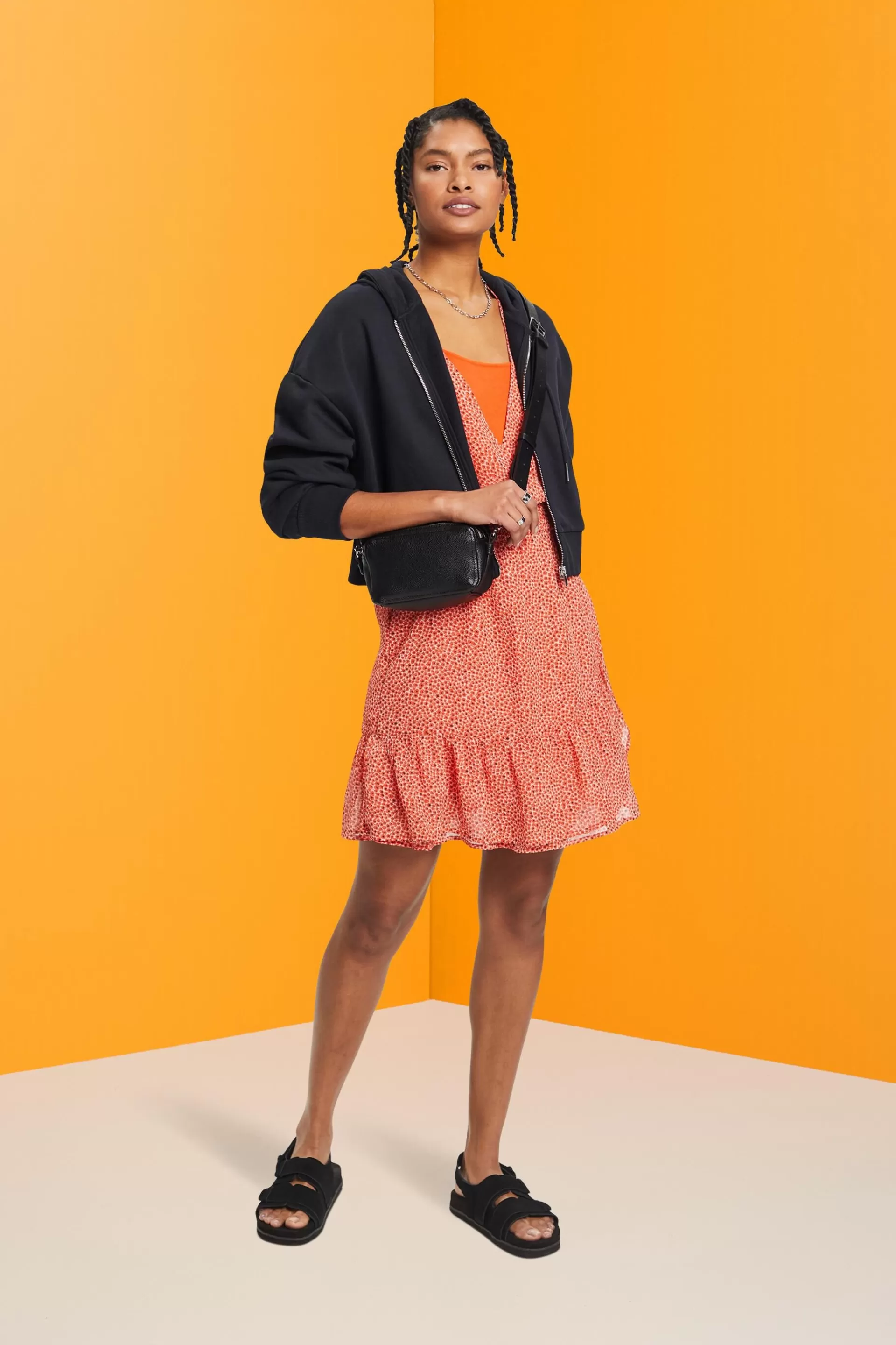 Florales Minikleid mit gesmokter Taille-ESPRIT Outlet