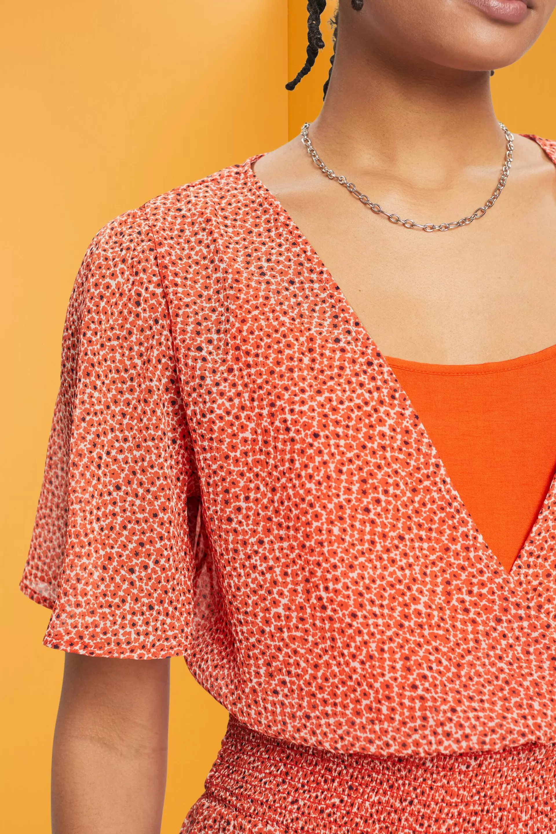 Florales Minikleid mit gesmokter Taille-ESPRIT Outlet