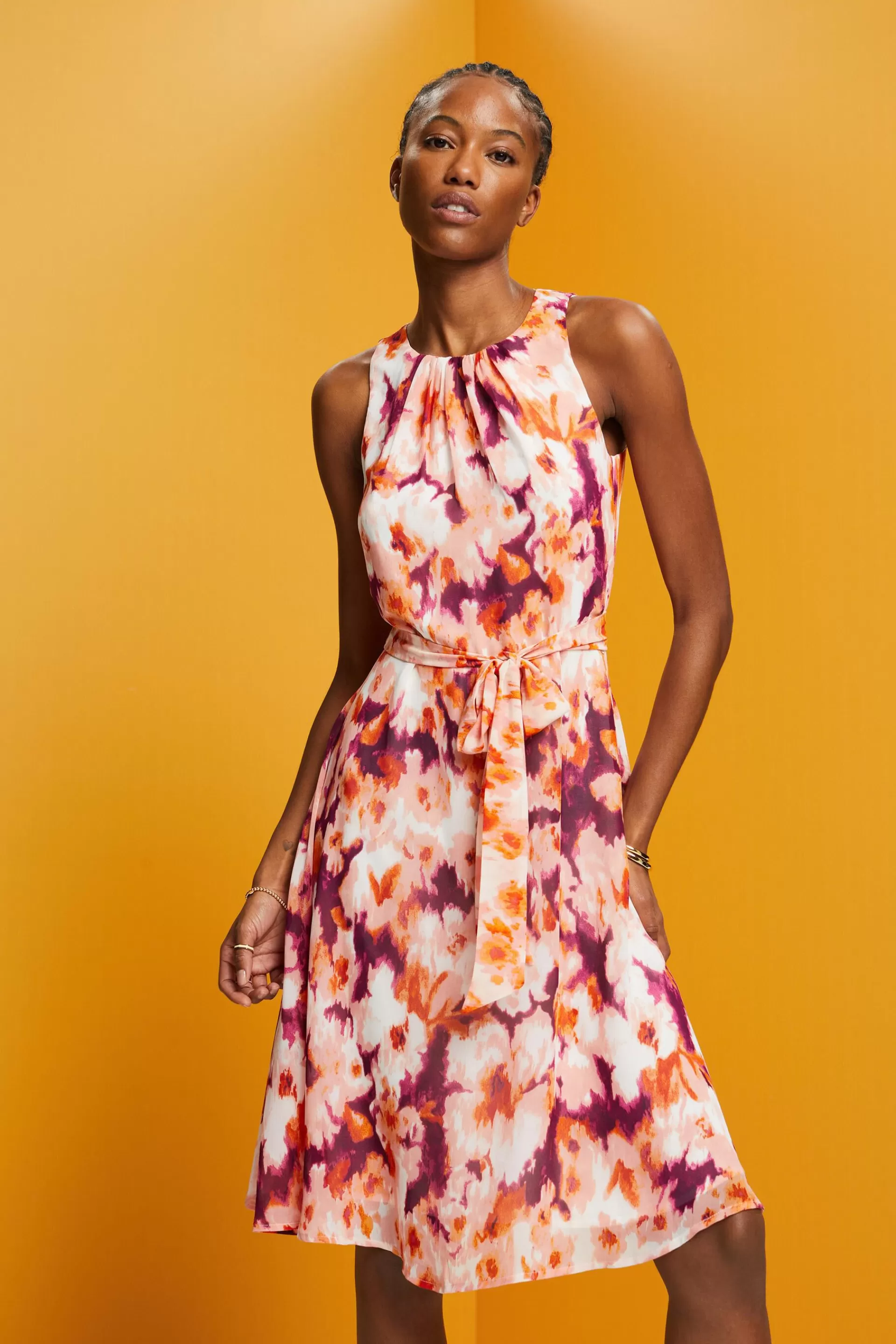 Gemustertes Chiffonkleid mit Bindegürtel-ESPRIT Discount