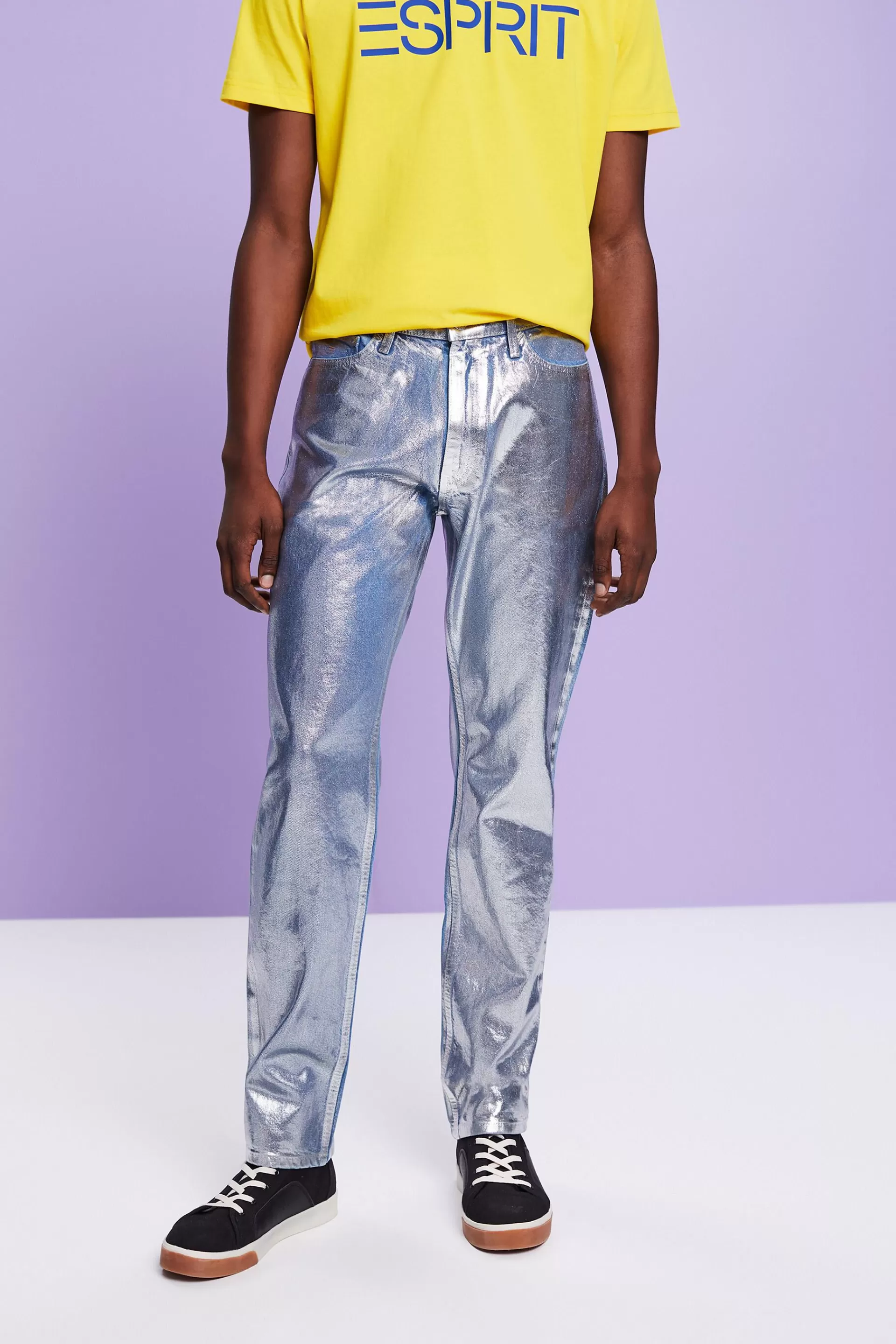 Gerade geschnittene Jeans mit Metallic-Finish-ESPRIT Clearance