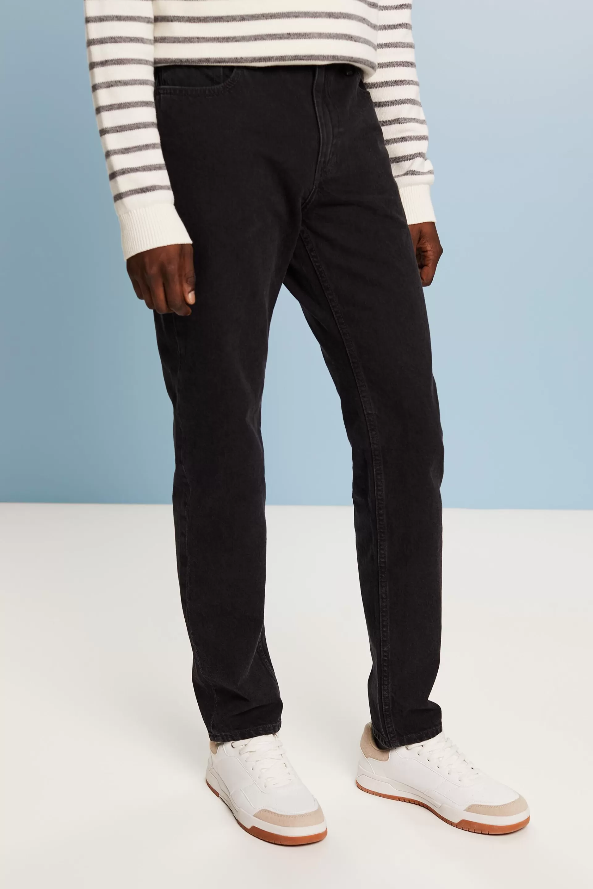 Gerade geschnittene, schmal zulaufende Jeans-ESPRIT New