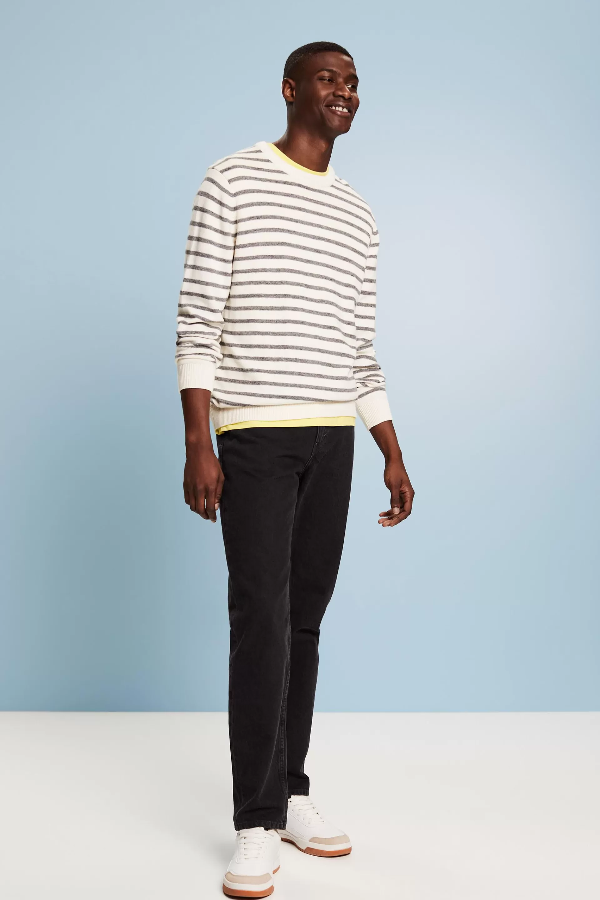 Gerade geschnittene, schmal zulaufende Jeans-ESPRIT New