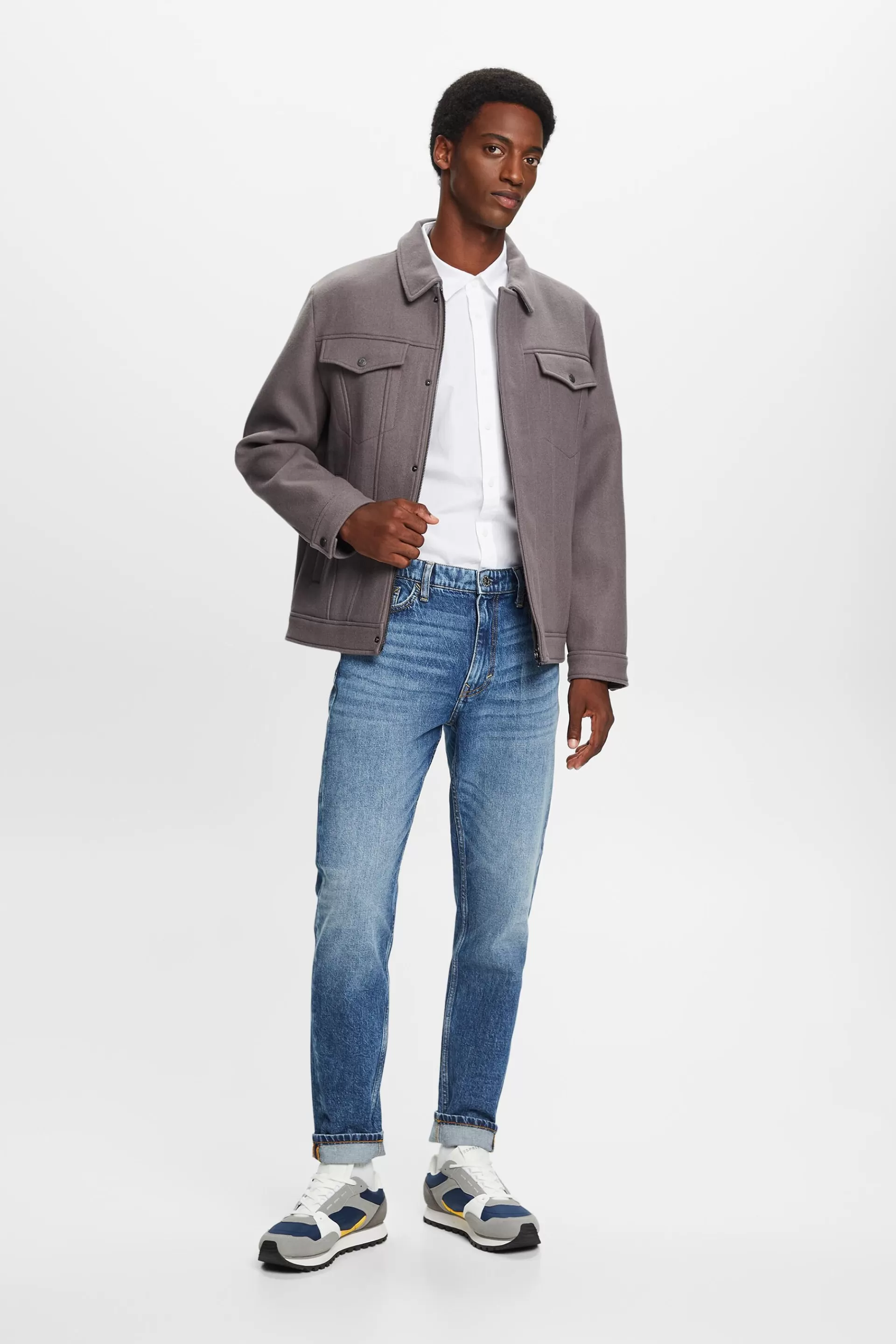 Gerade, konische Jeans mit mittelhohem Bund-ESPRIT Fashion