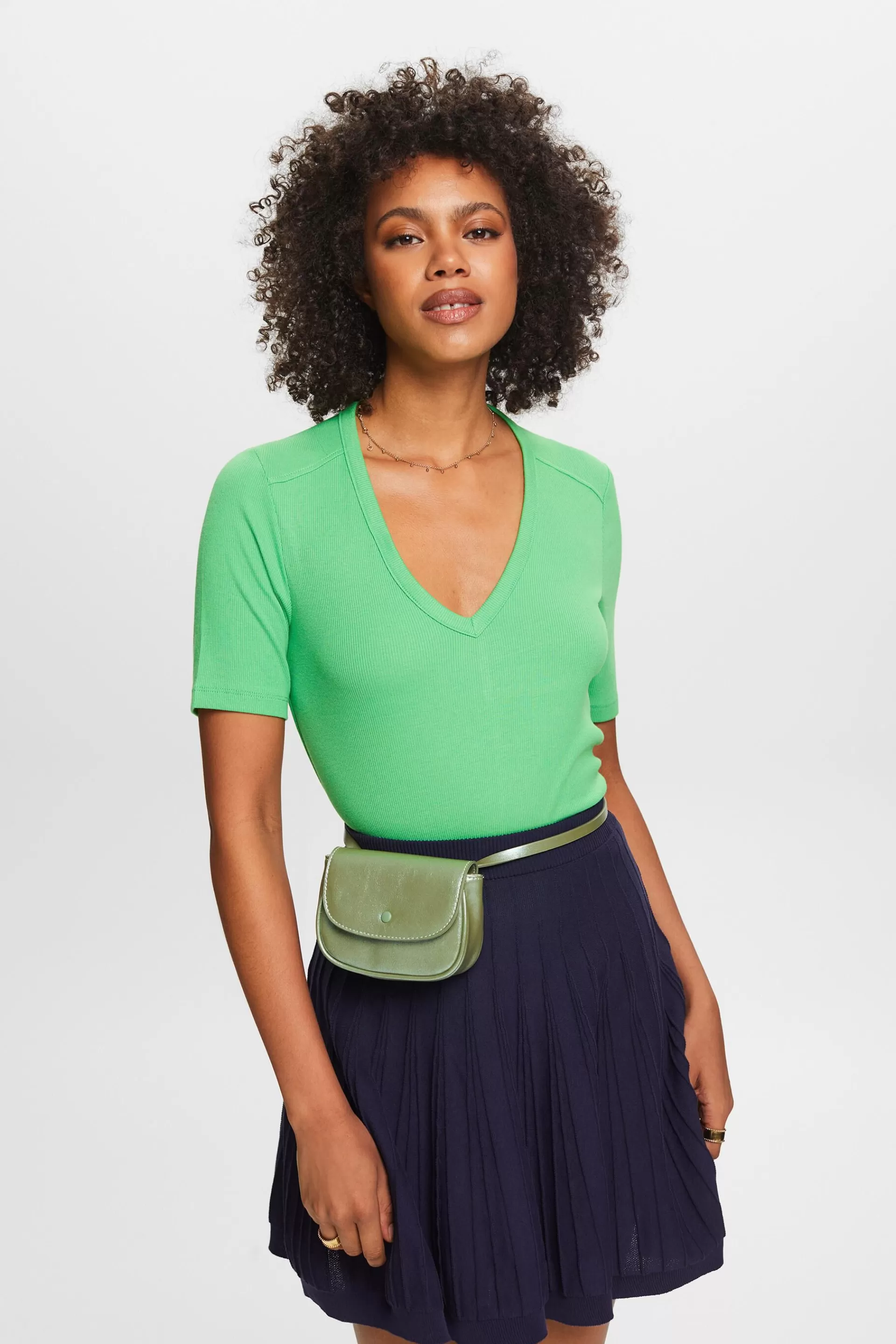 Geripptes T-Shirt mit V-Ausschnitt-ESPRIT Best