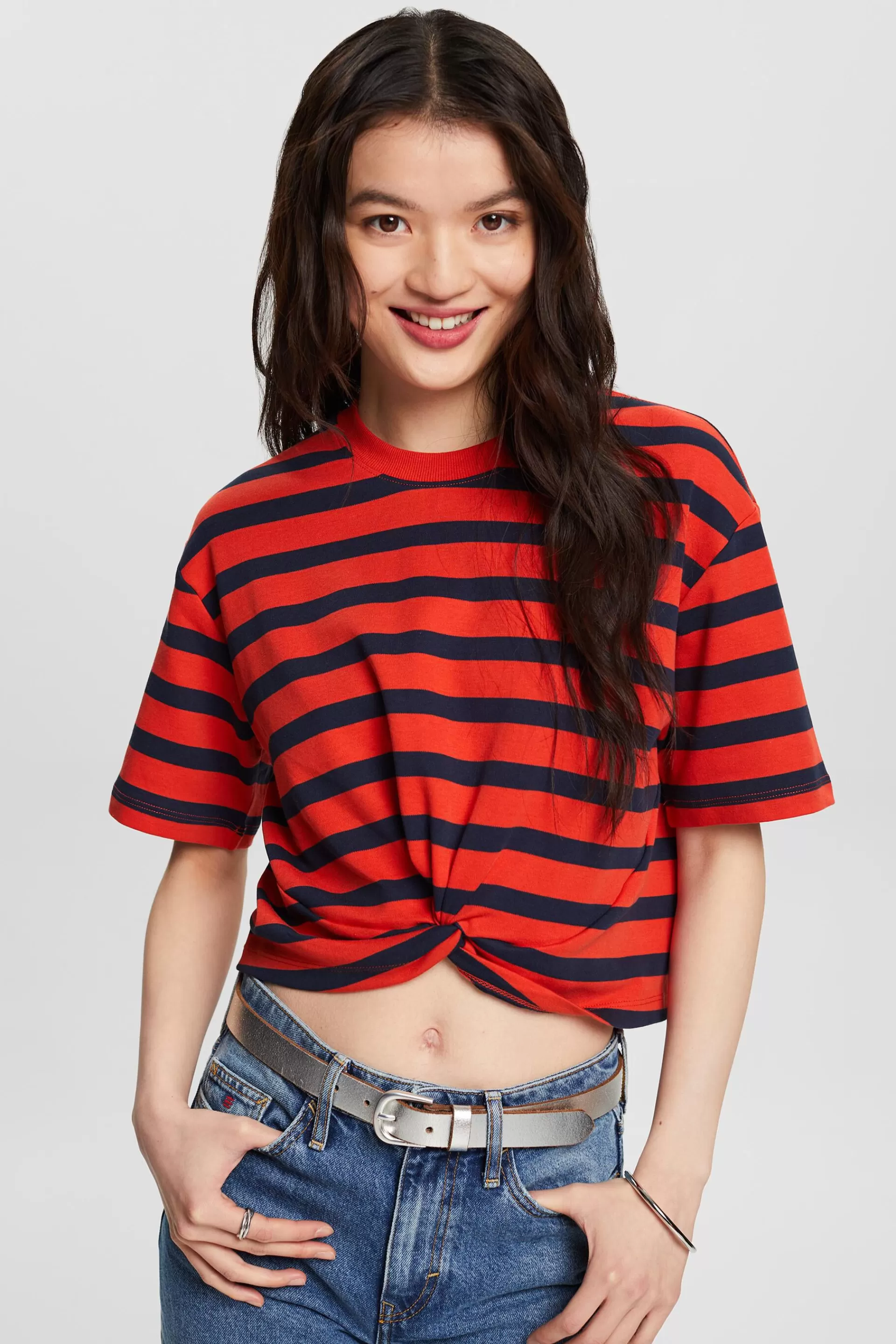 Gestreiftes T-Shirt im Twistdesign-ESPRIT Sale