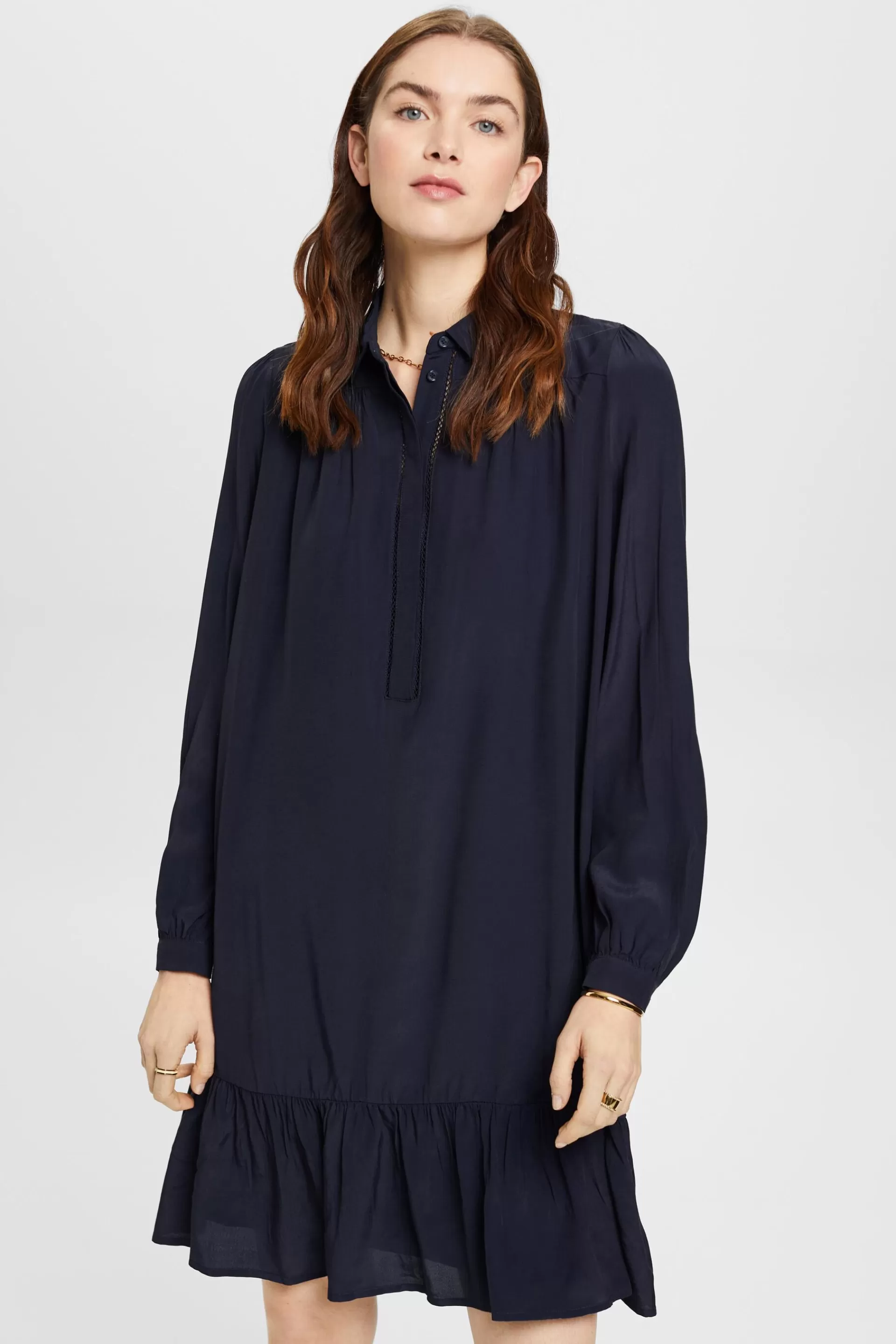 Hemdblusenkleid mit verdeckter Knopfleiste-ESPRIT Store