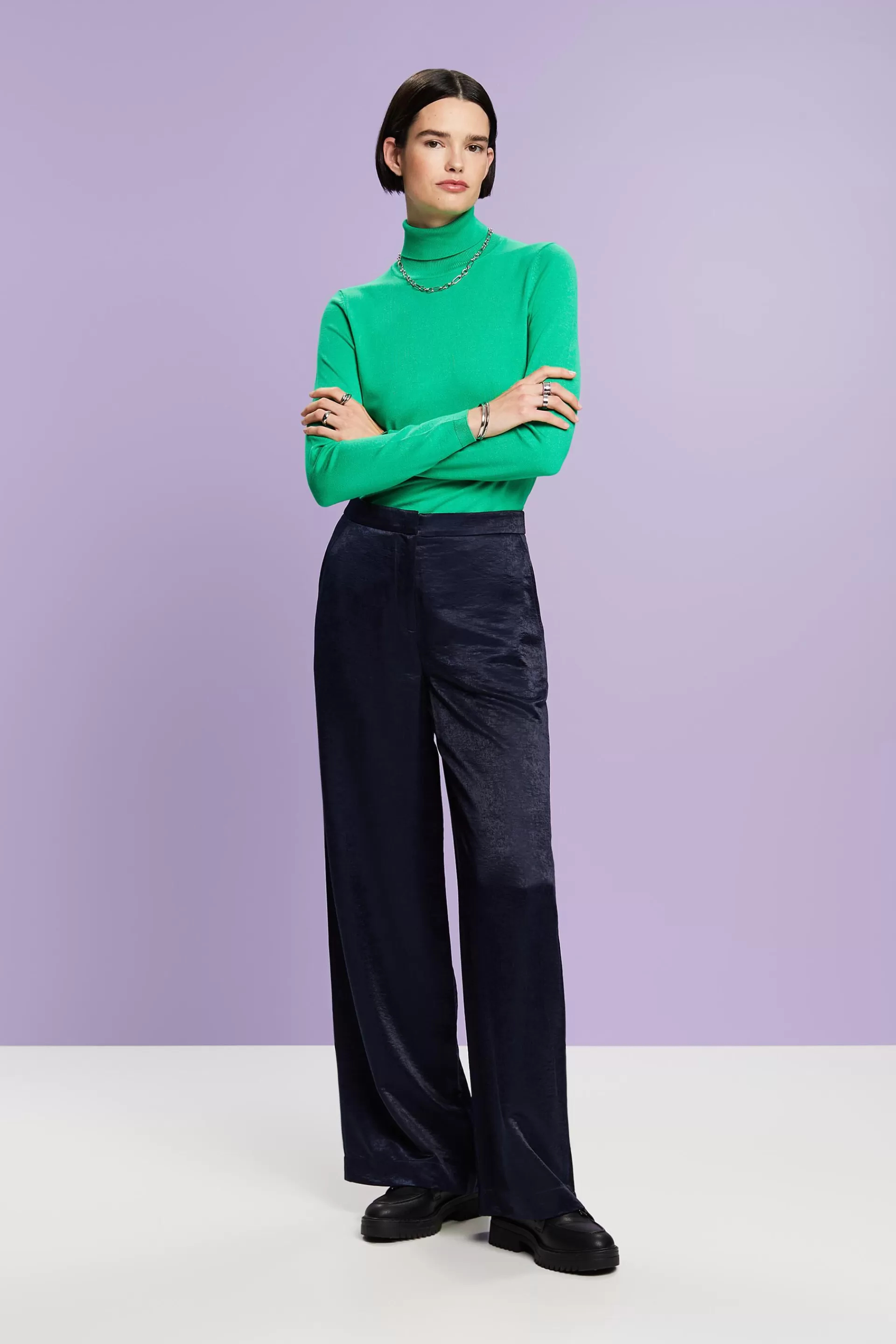 Hose mit weitem Bein in Satinoptik-ESPRIT Hot