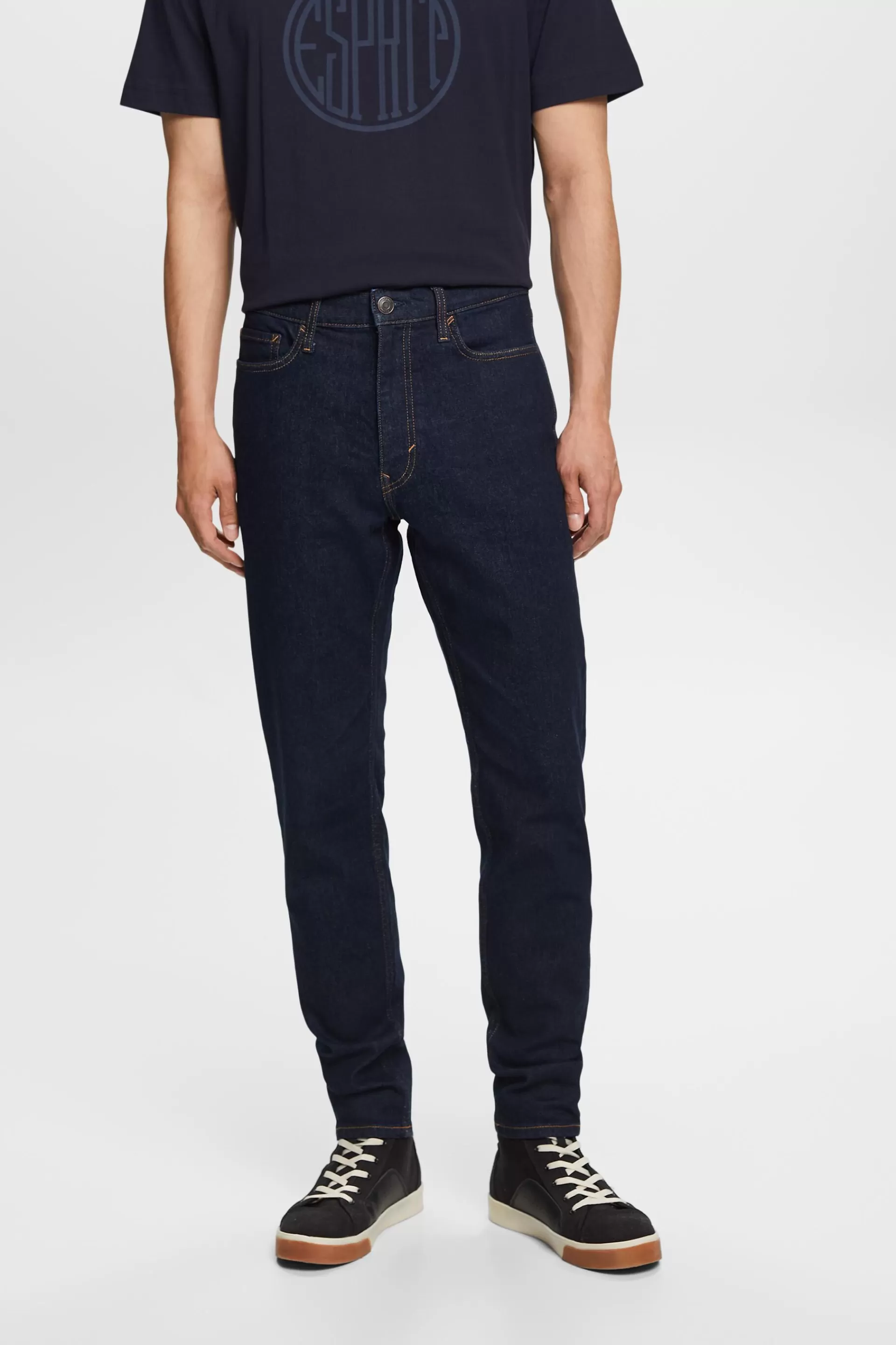 Jeans mit schmal zulaufendem Bein-ESPRIT Flash Sale