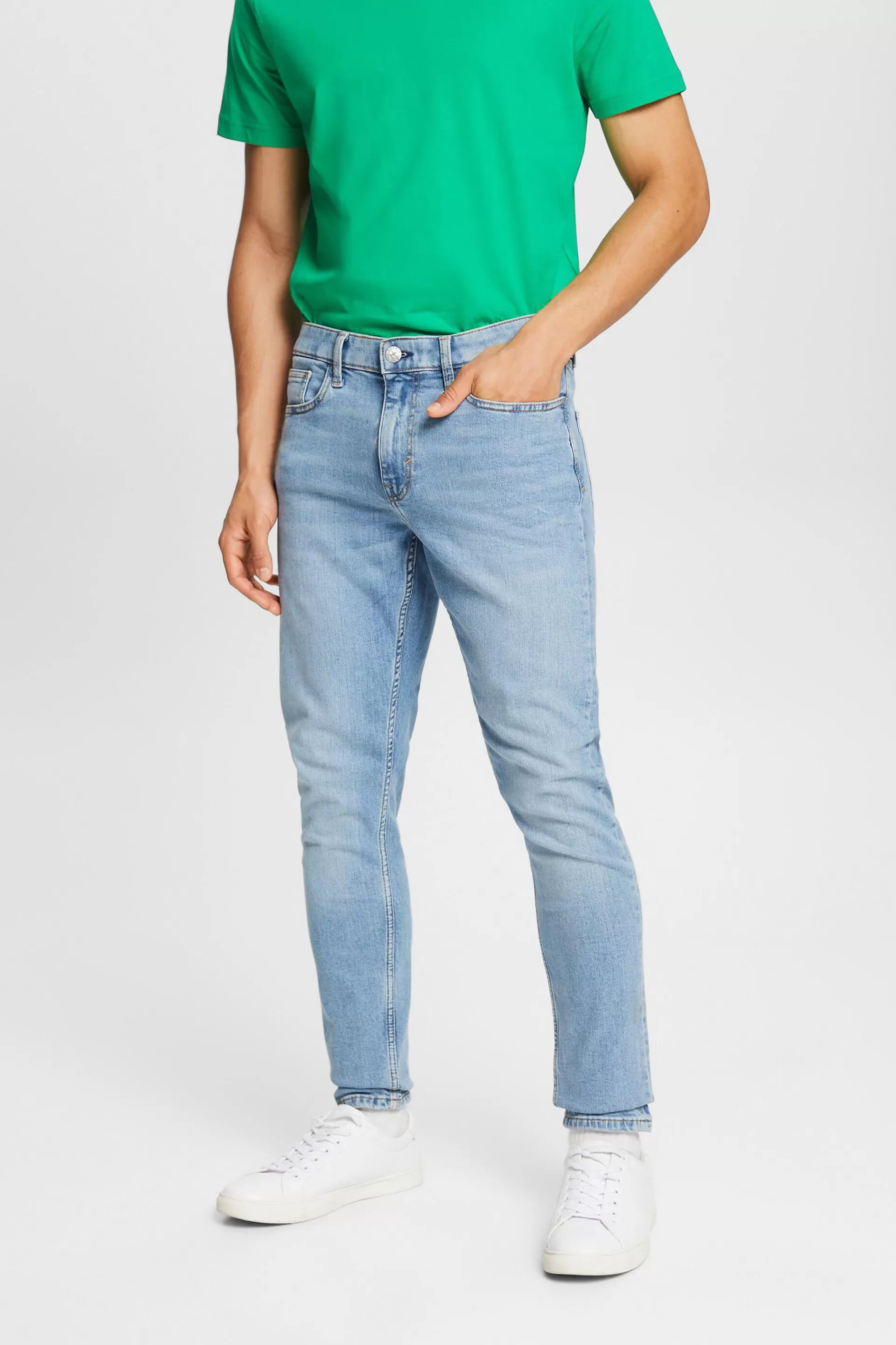 Jeans mit schmal zulaufender Passform-ESPRIT Clearance