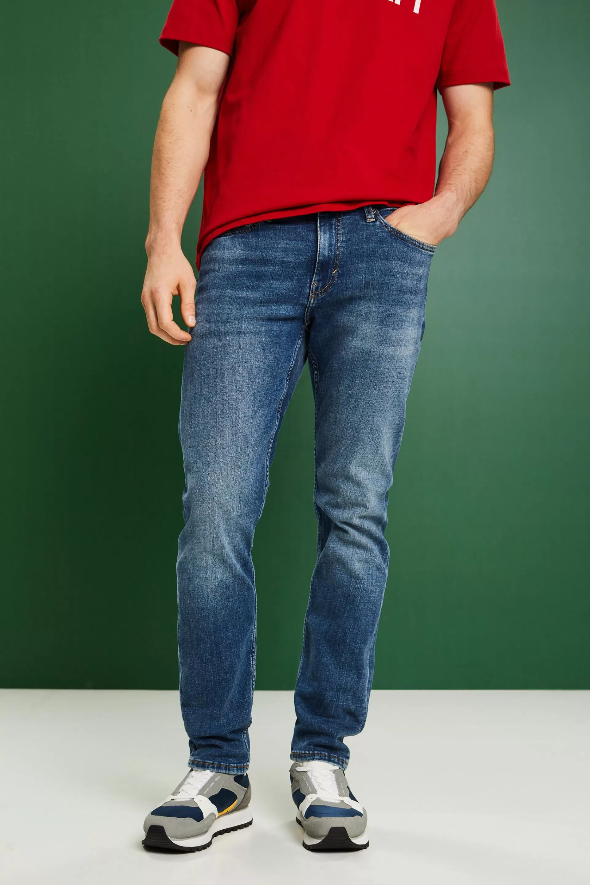 Jeans mit schmaler Passform und mittelhohem Bund-ESPRIT Cheap