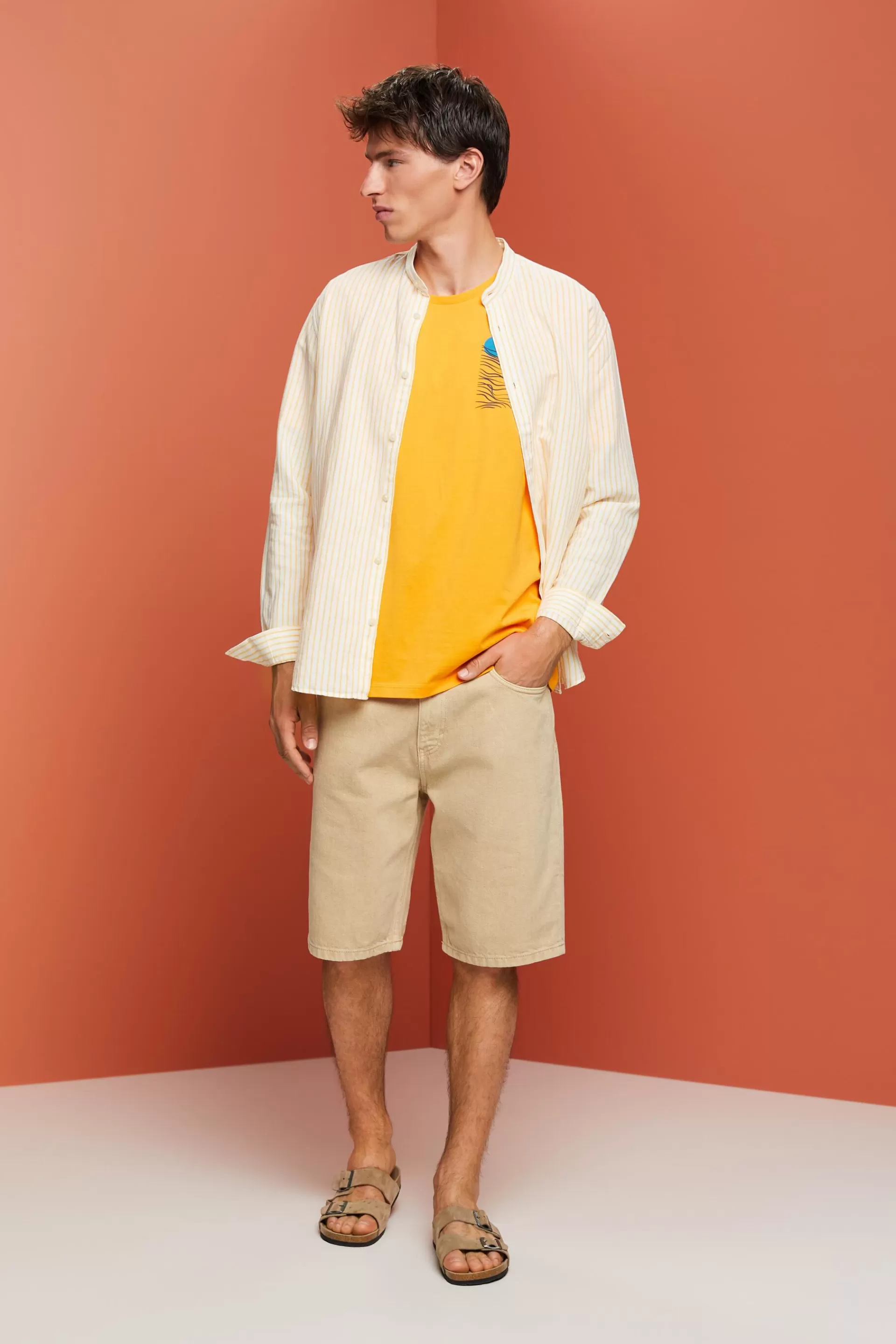Jersey-T-Shirt mit Brust-Print, 100 % Baumwolle-ESPRIT Online