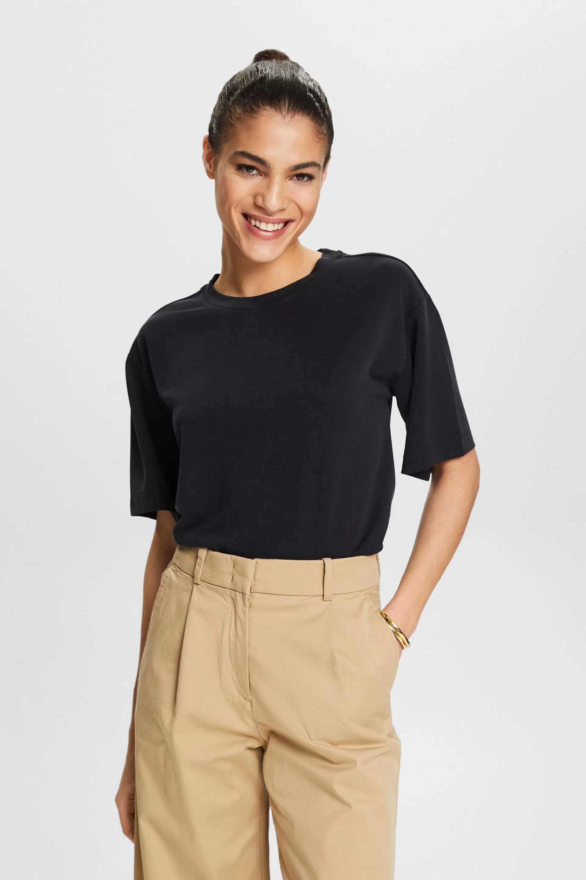 Jersey-T-Shirt mit Rundhalsausschnitt-ESPRIT Hot