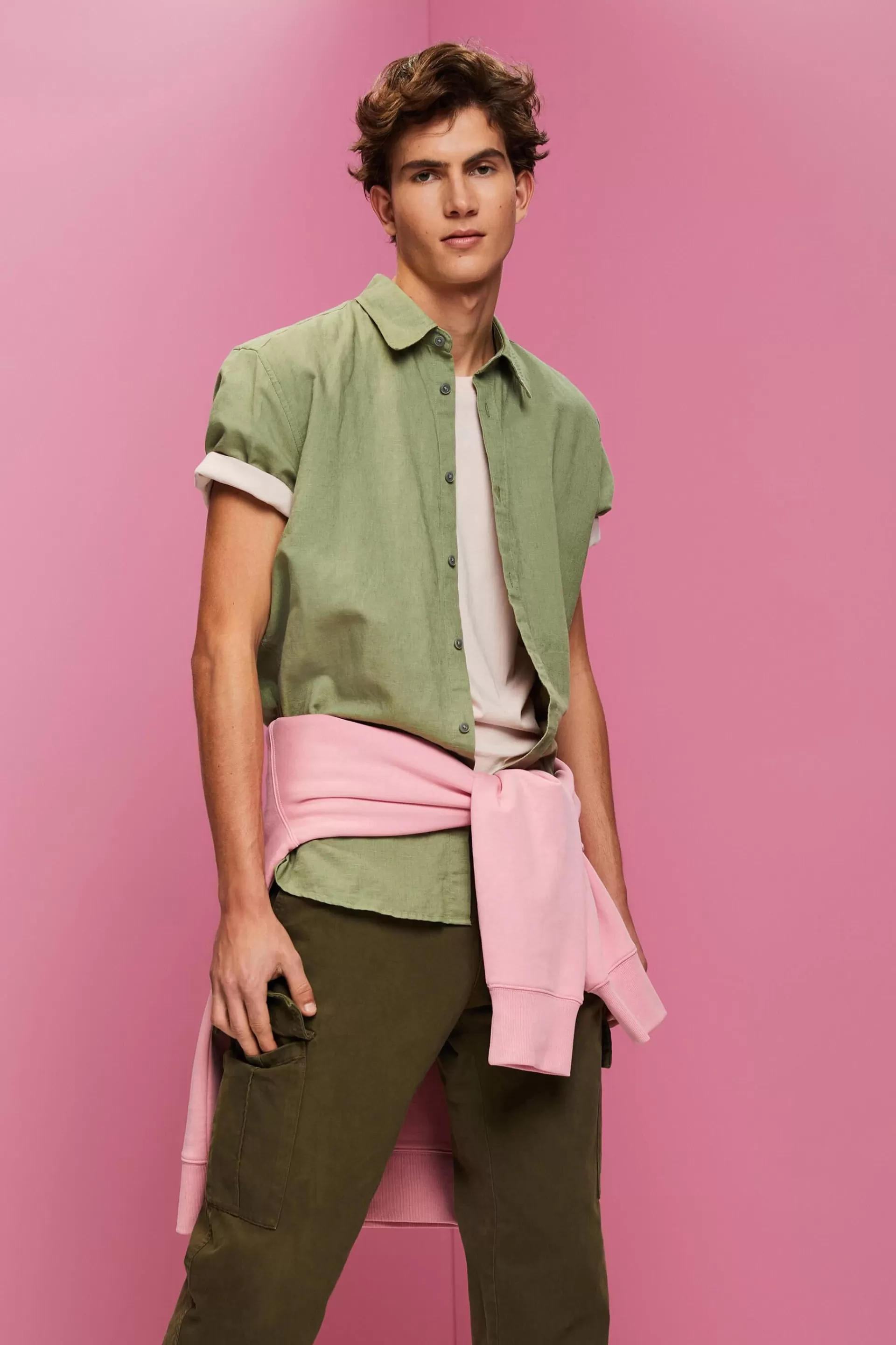 Kurzärmliges Hemd aus Baumwolle-Leinen-Mix-ESPRIT Store