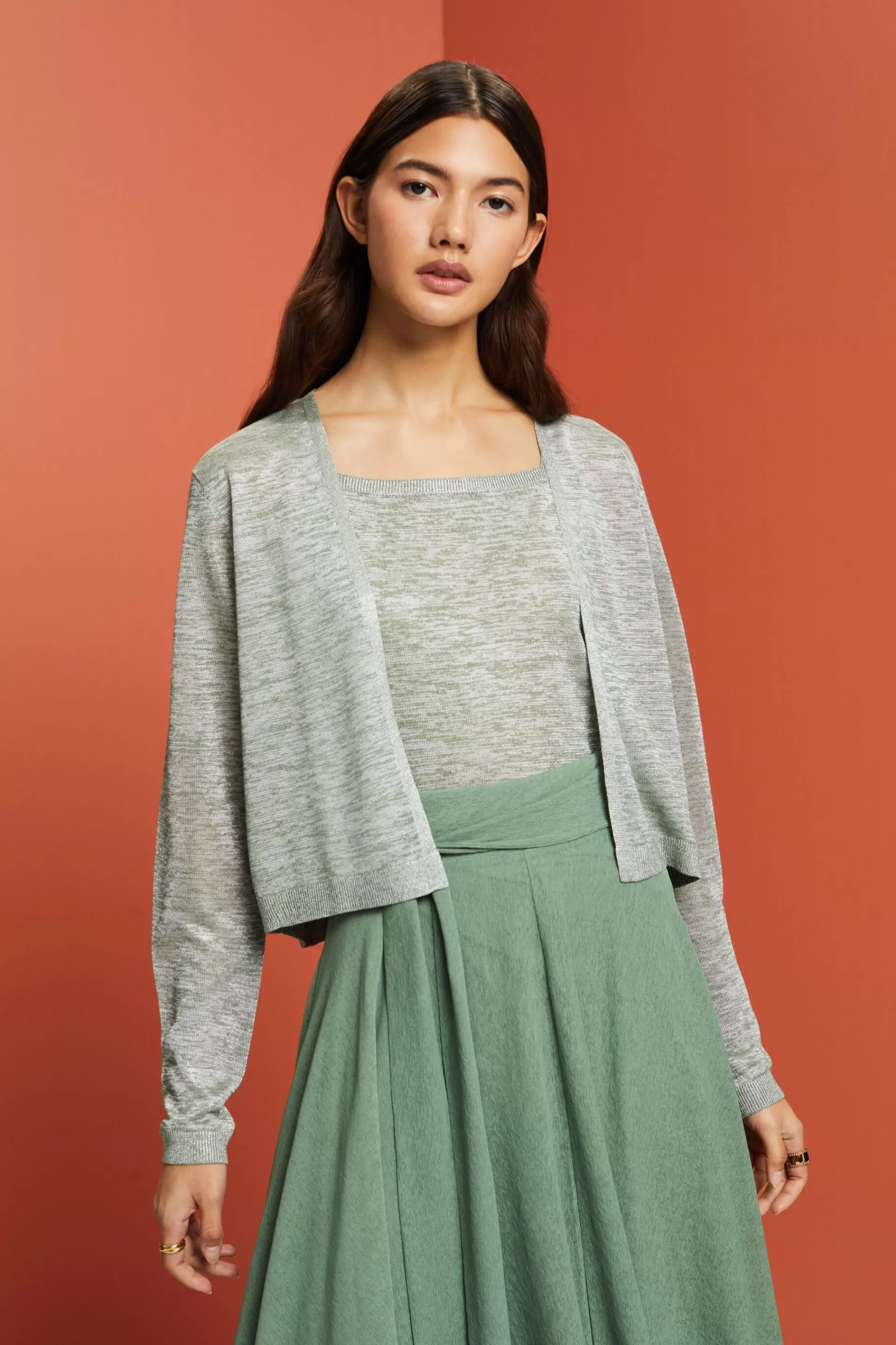 Kurzer Cardigan mit Glitzereffekt-ESPRIT Best