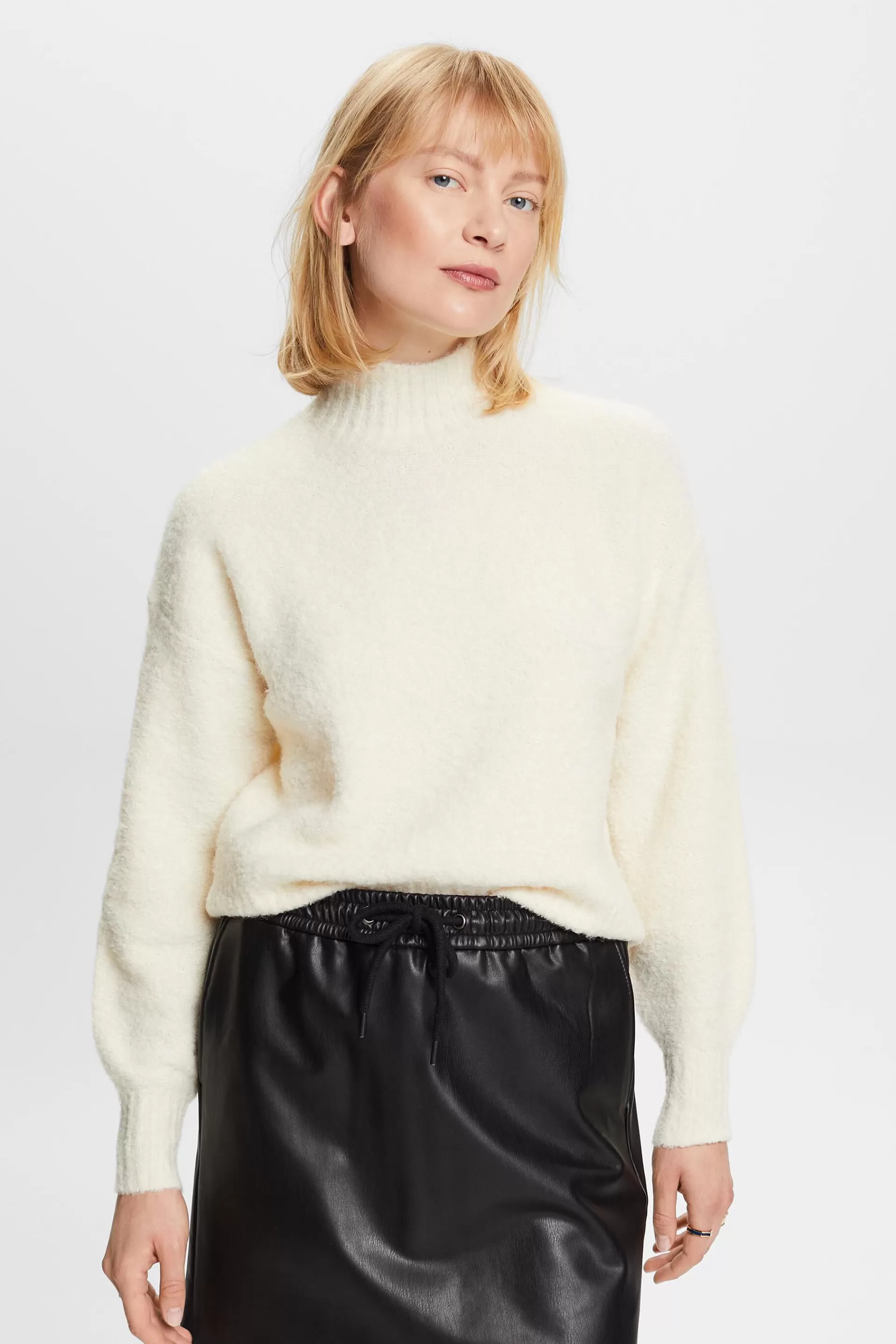 Kuscheliger Pullover mit Stehkragen-ESPRIT Hot
