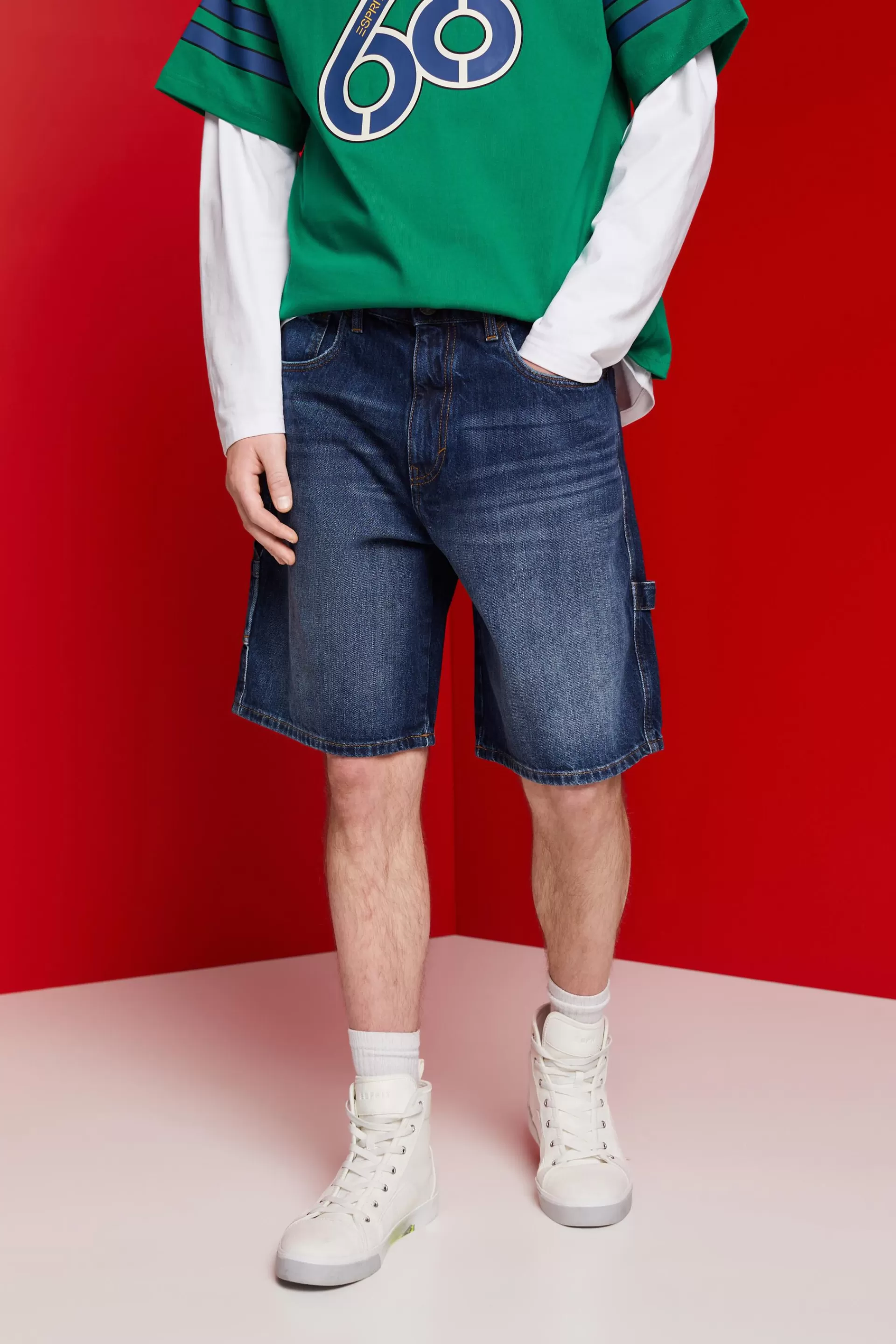 Locker geschnittene Jeansshorts-ESPRIT Store