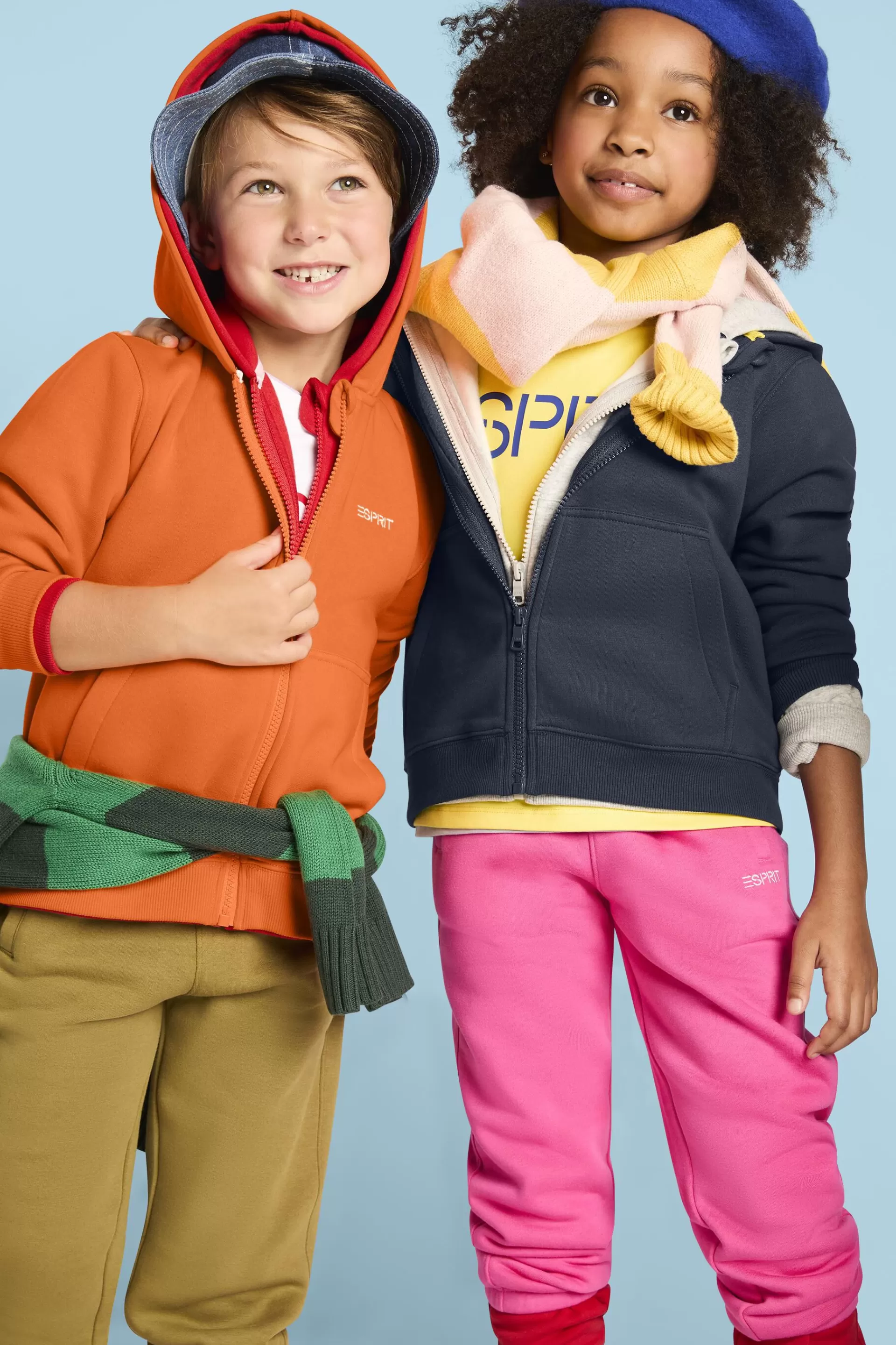 Logo-Kapuzenjacke mit Reißverschluss-ESPRIT Discount