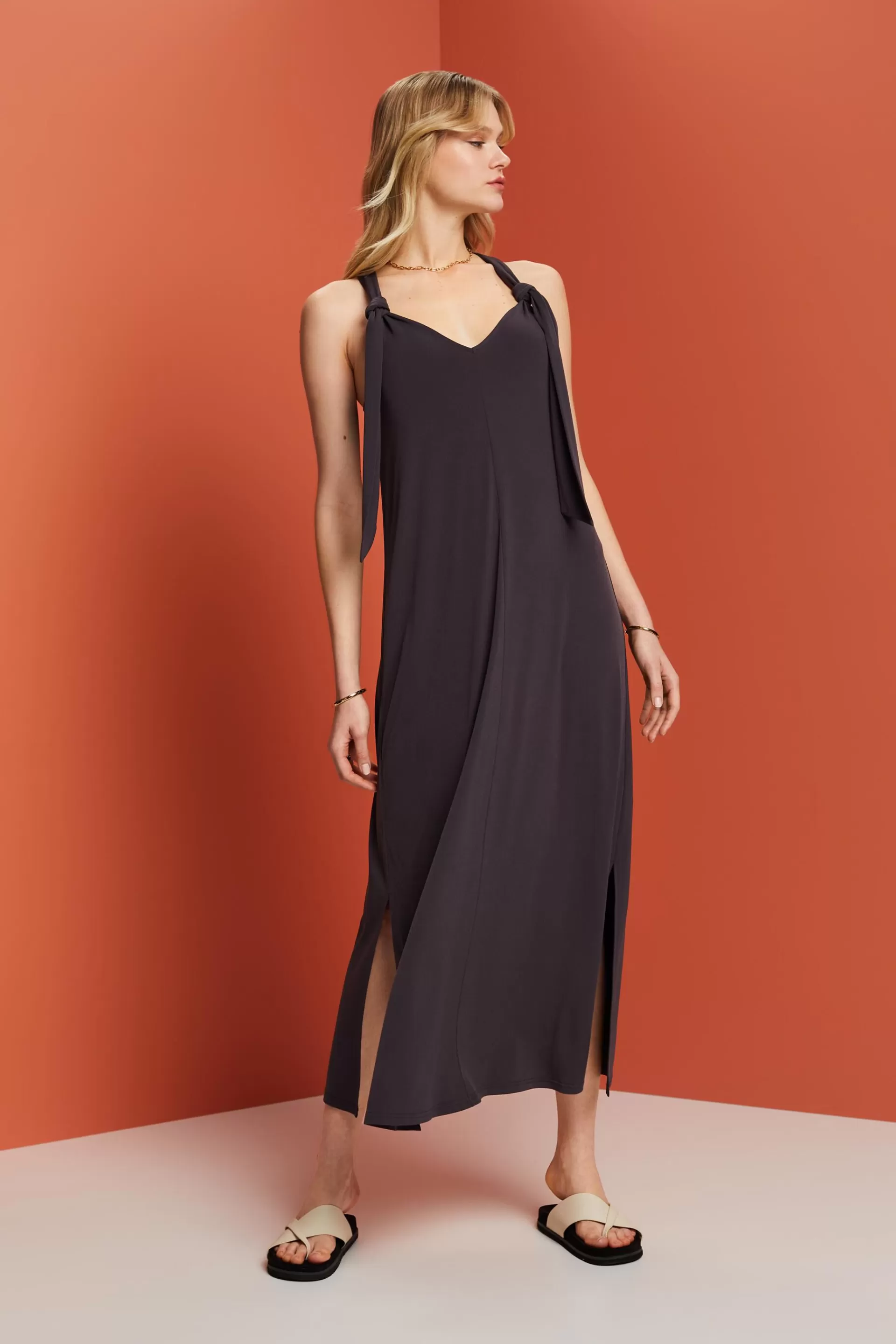 Maxikleid mit Bindedetail-ESPRIT Store