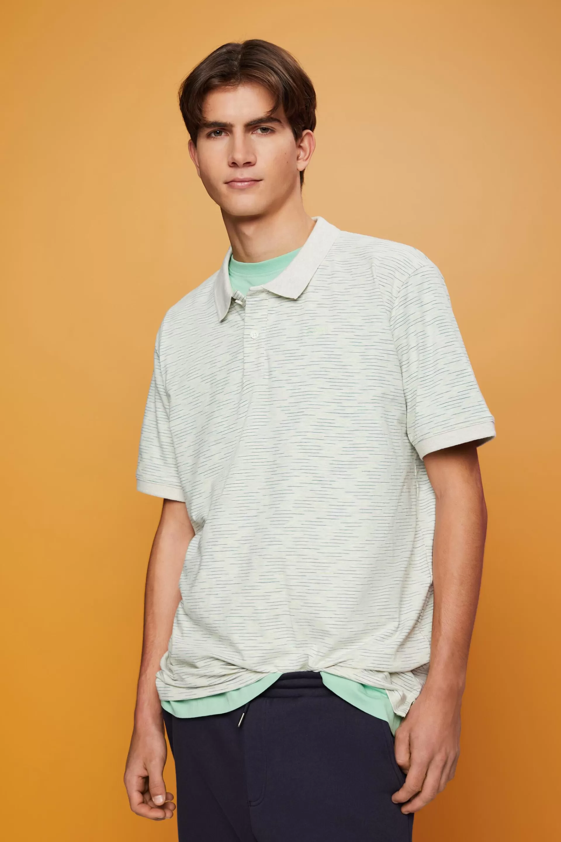 Meliertes Poloshirt mit feinen Streifen-ESPRIT Fashion