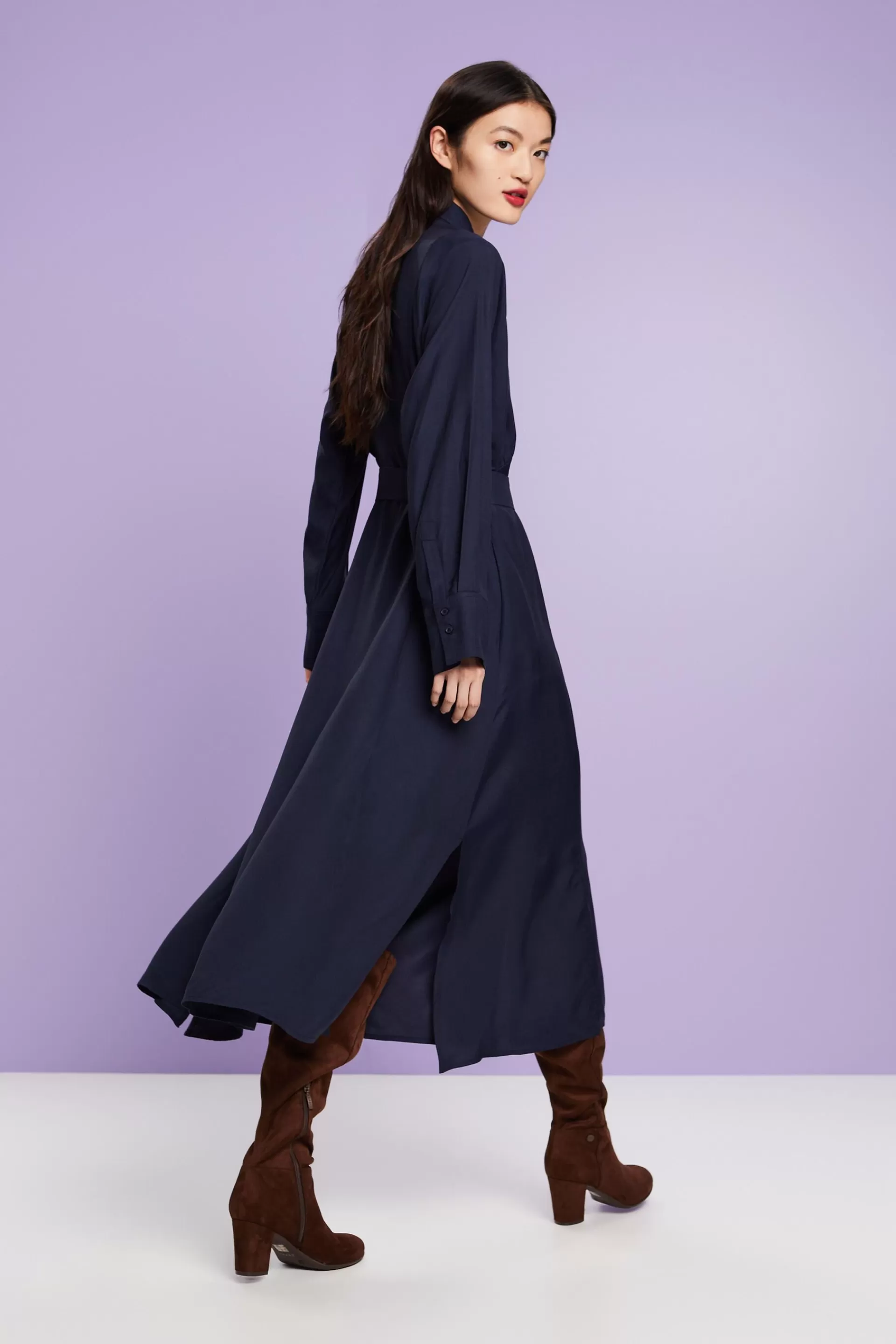 Midi-Hemdblusenkleid, LENZING™ ECOVERO™-ESPRIT Fashion