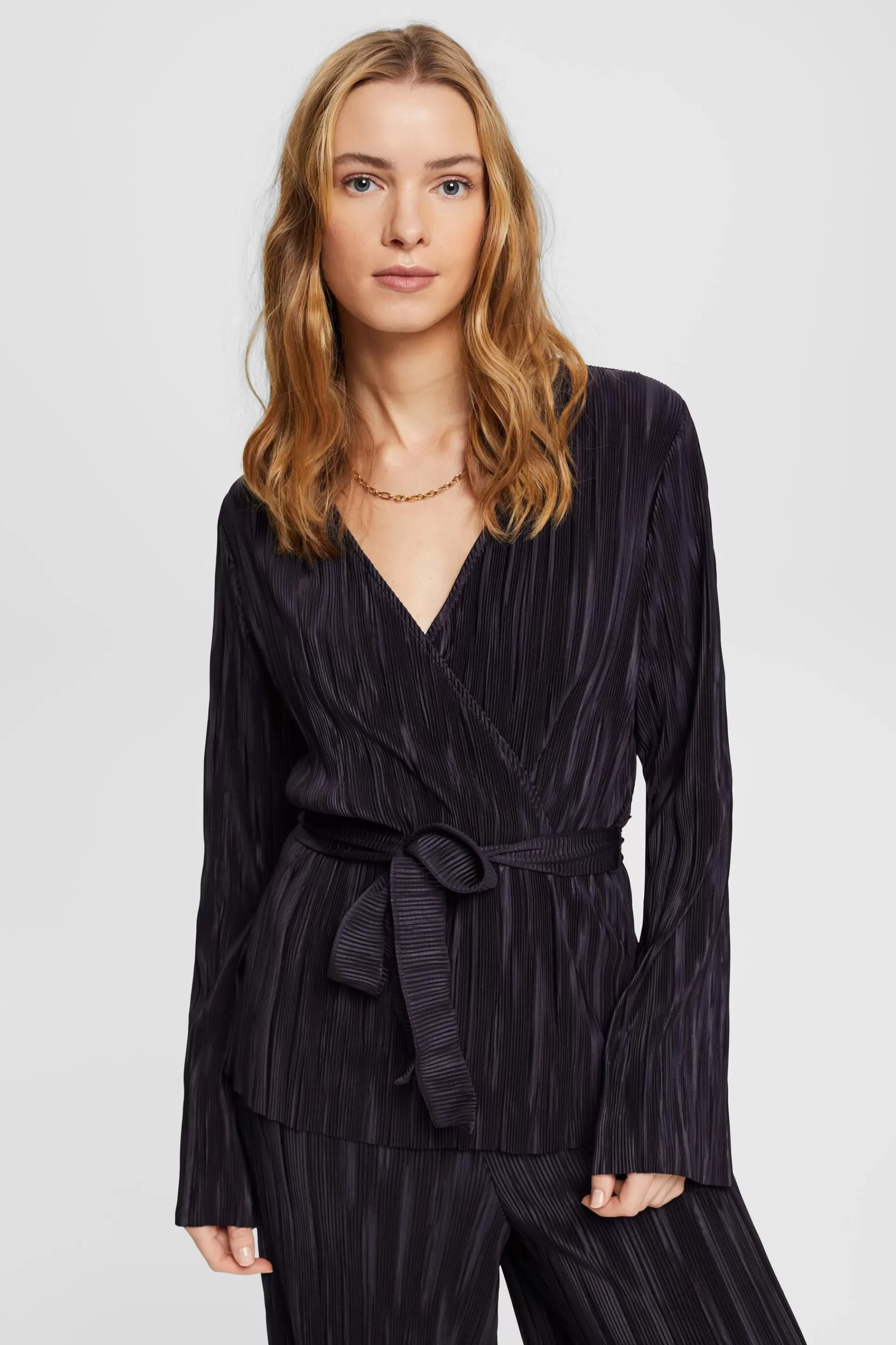 Plissiertes Longsleeve mit Bindegürtel-ESPRIT Outlet