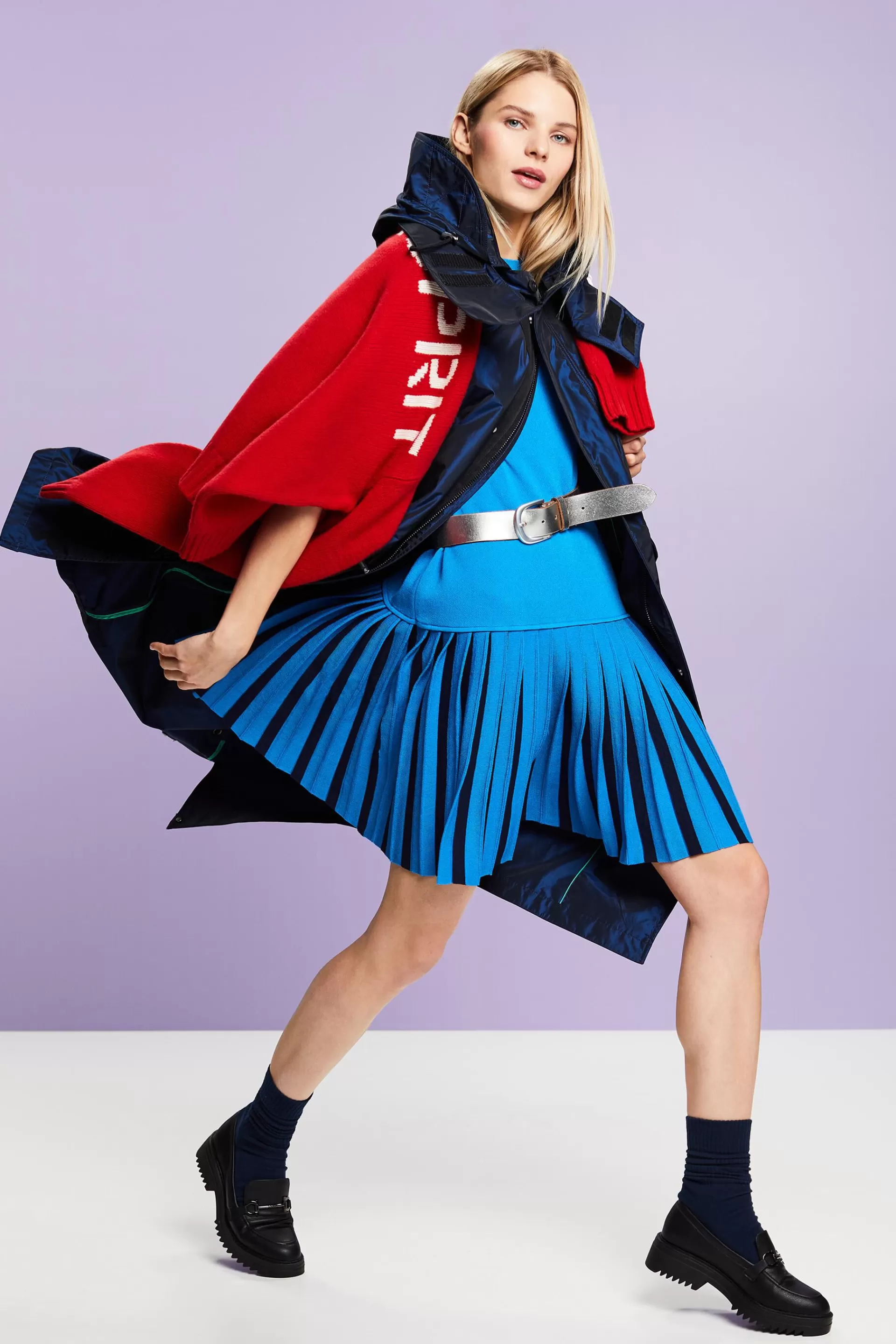 Plissiertes T-Shirt-Kleid in Minilänge-ESPRIT Shop