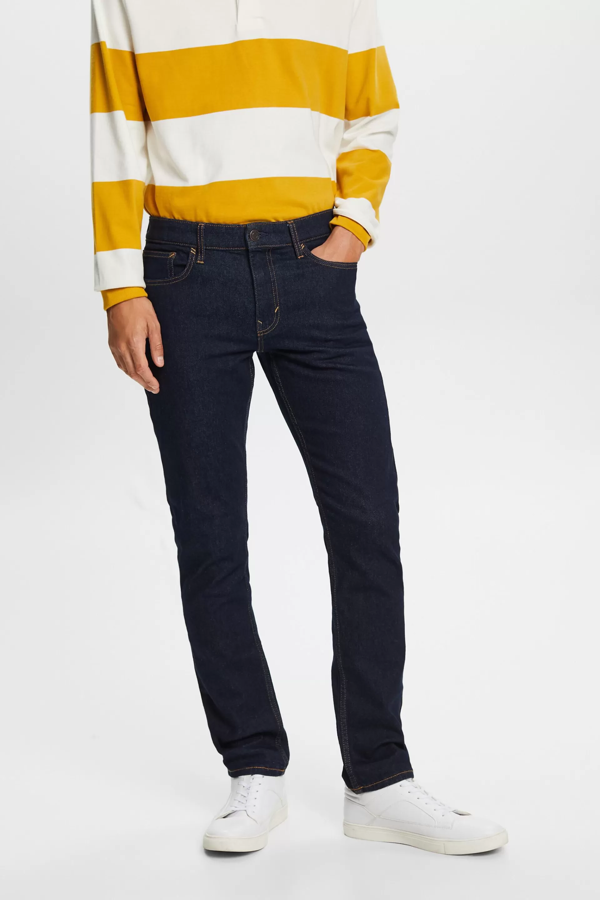 Recycelt: Jeans in schmaler Passform-ESPRIT New