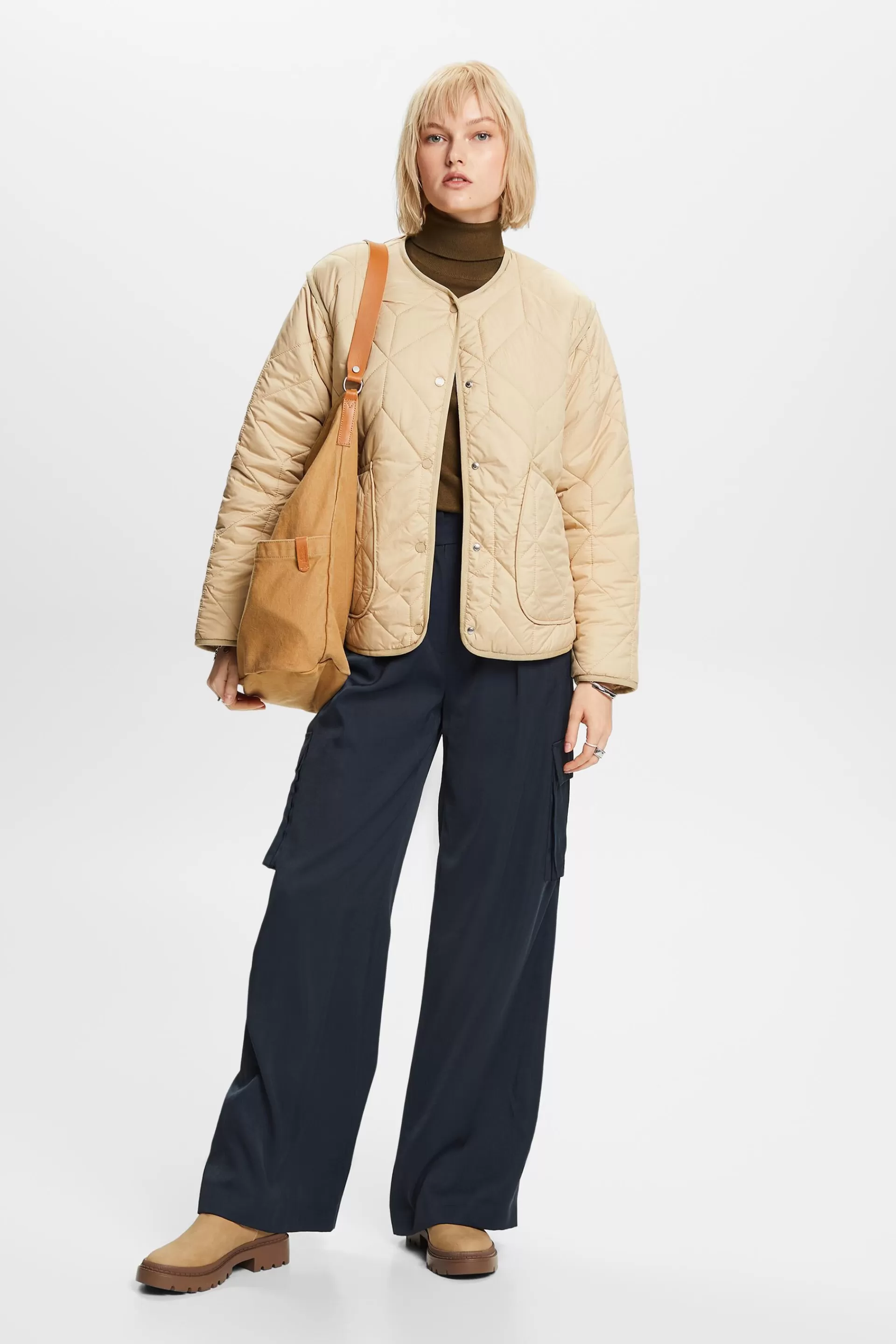 Recycelt: Steppjacke mit Teddyfutter-ESPRIT Online