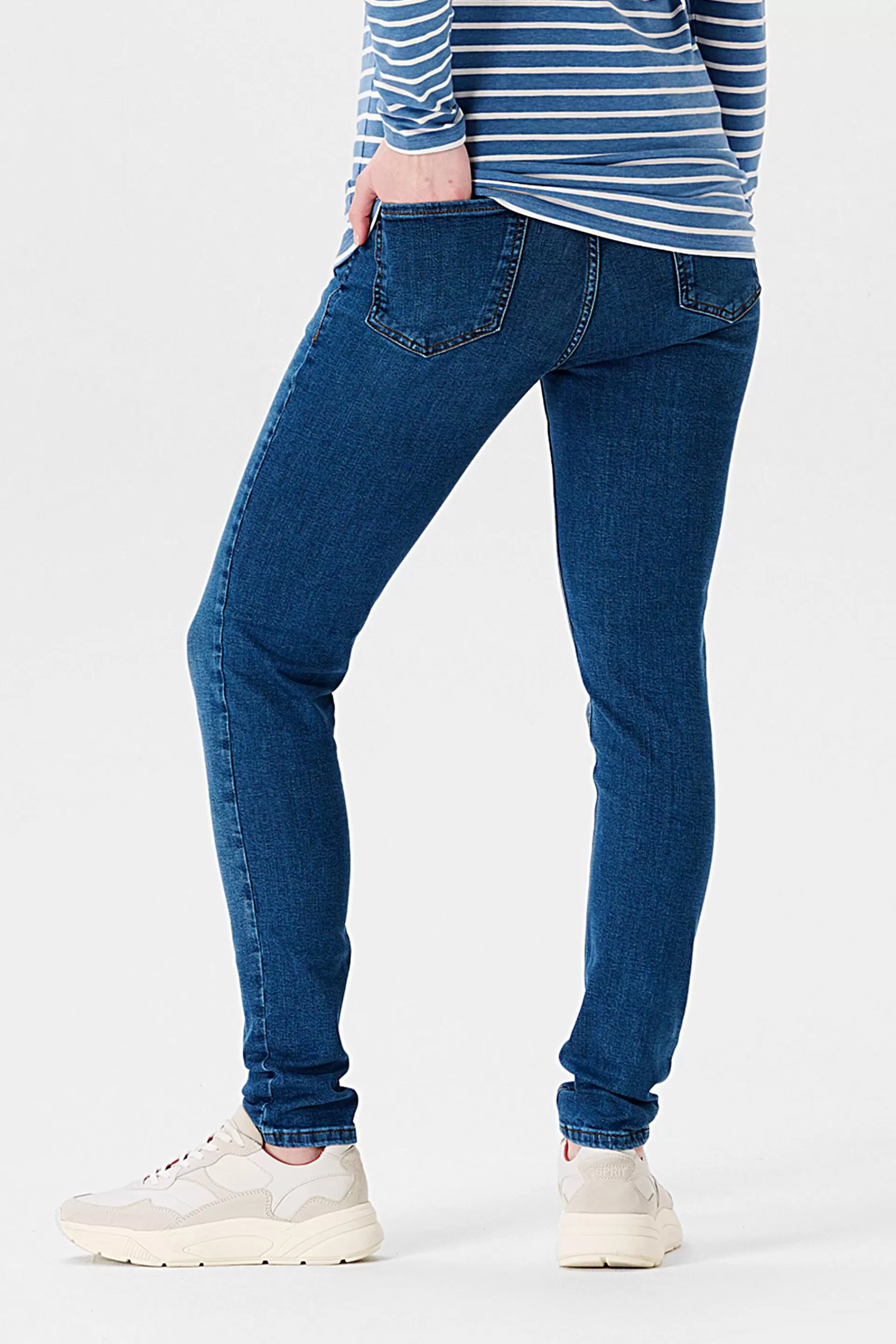 Schmal geschnittene Jeans mit Überbauchbund-ESPRIT New