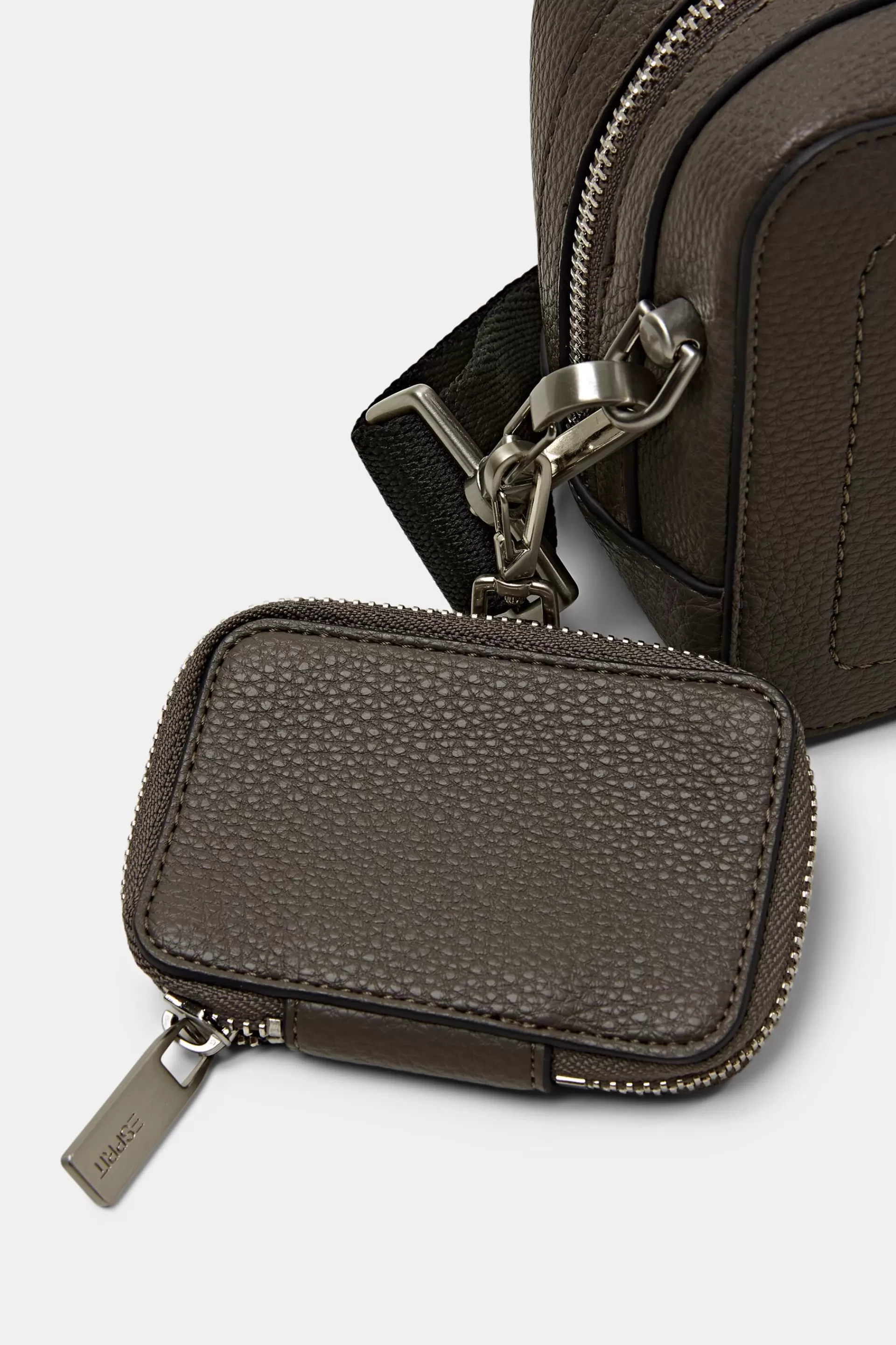 Schultertasche in Lederoptik-ESPRIT Flash Sale