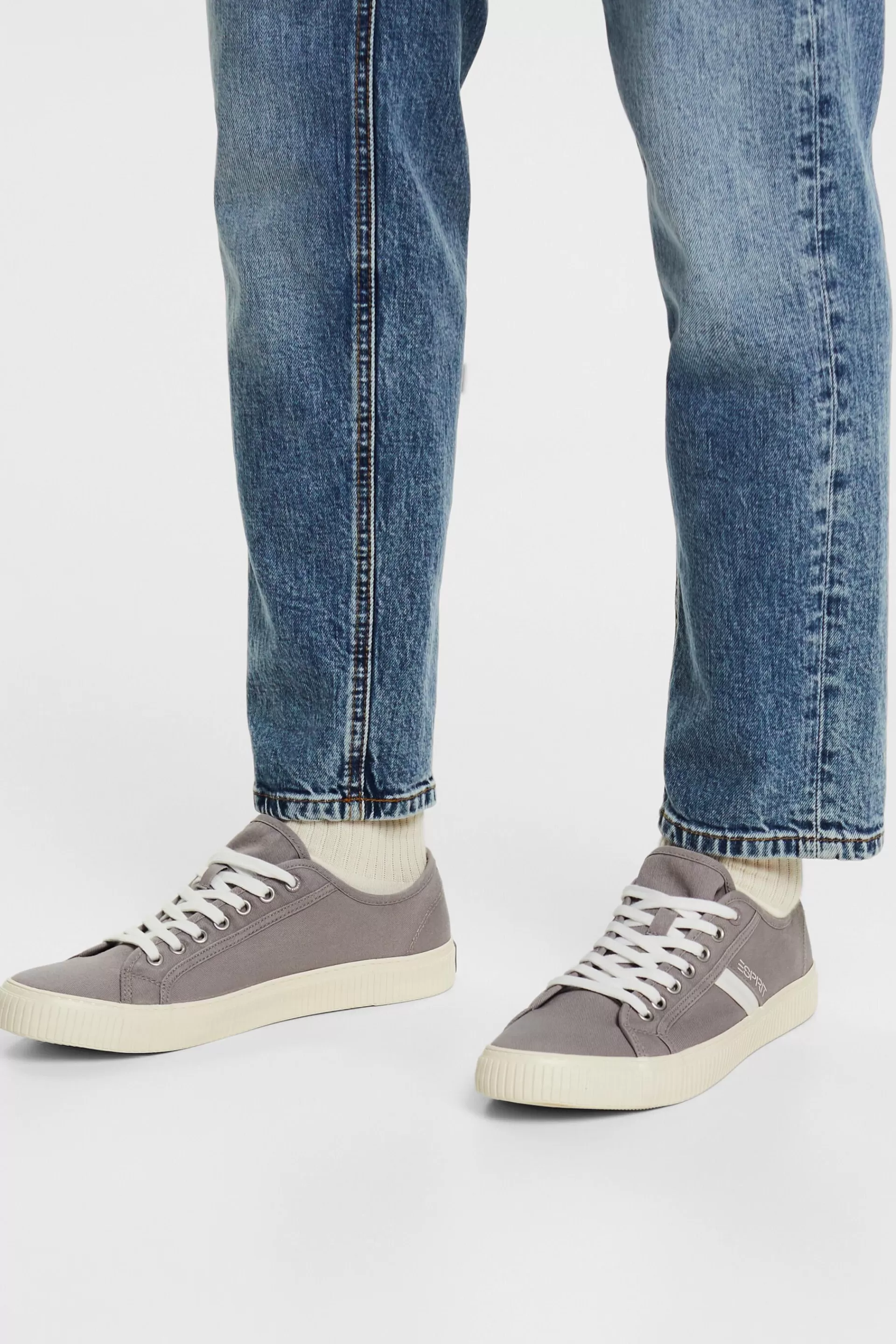 Sneakers aus Canvas-ESPRIT Hot