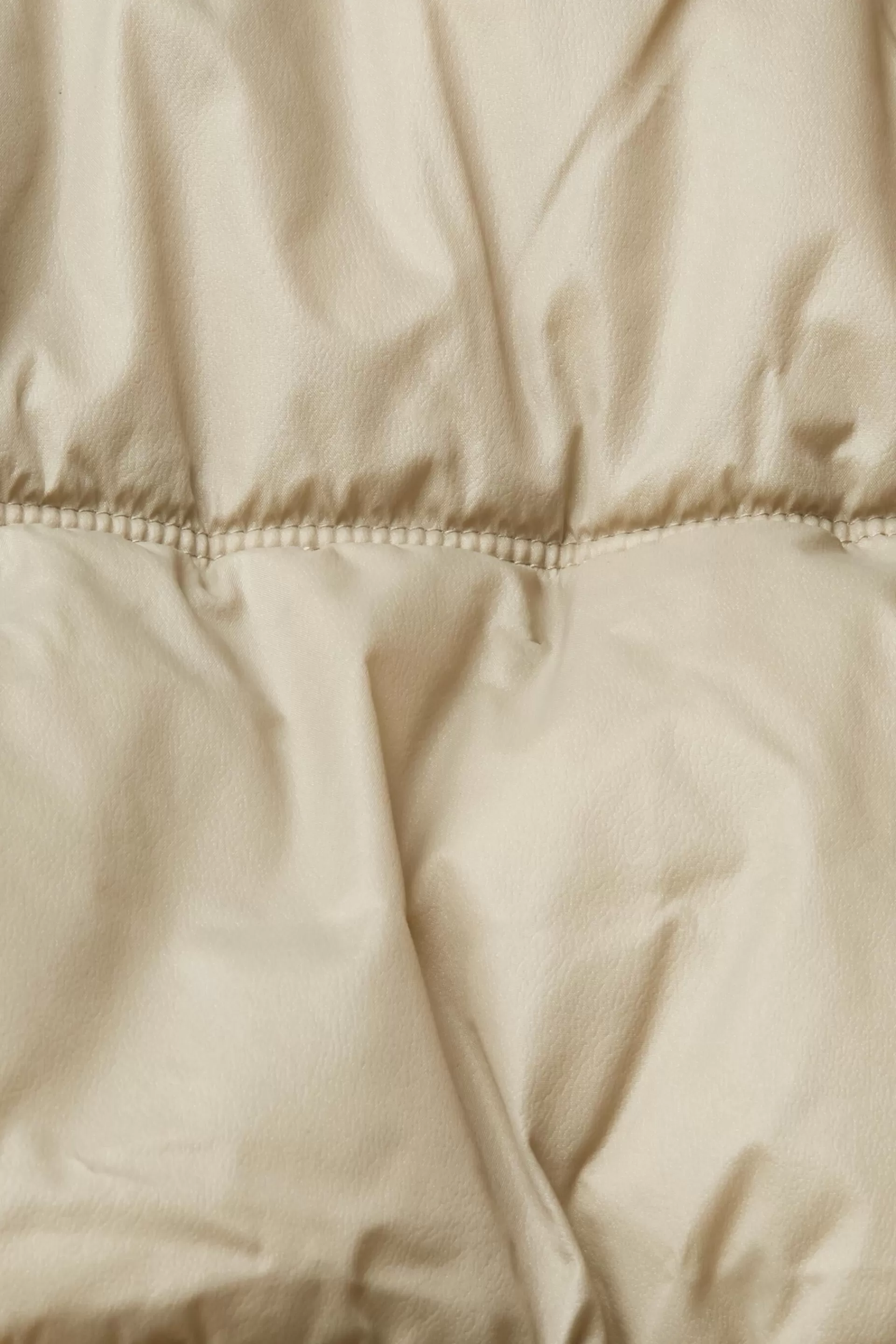Stepp-Jacke mit abnehmbarer Kapuze-ESPRIT New