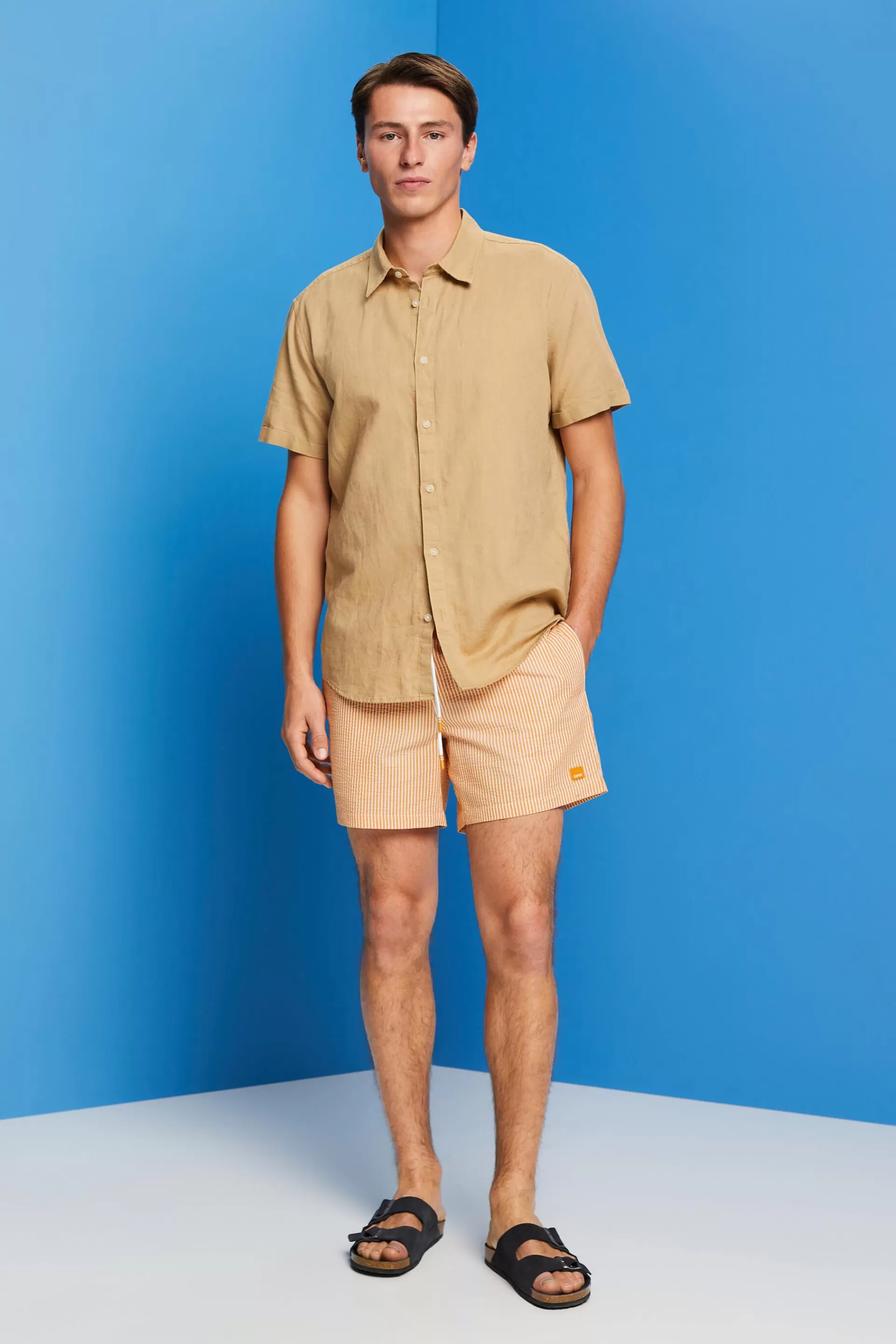 Strukturierte Badeshorts mit Streifen-ESPRIT Hot