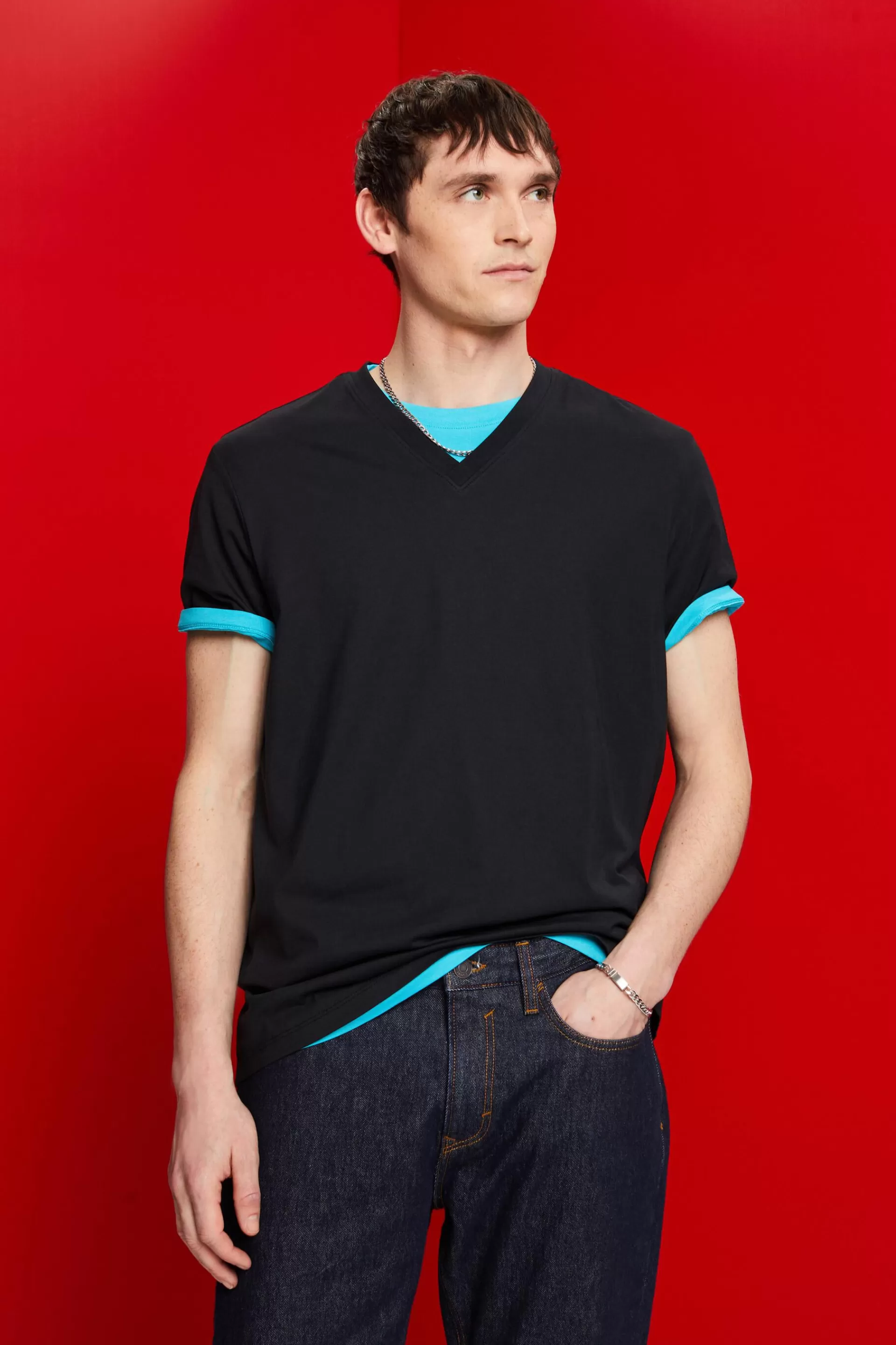 T-Shirt mit V-Ausschnitt aus Pima-Baumwolle-ESPRIT Hot
