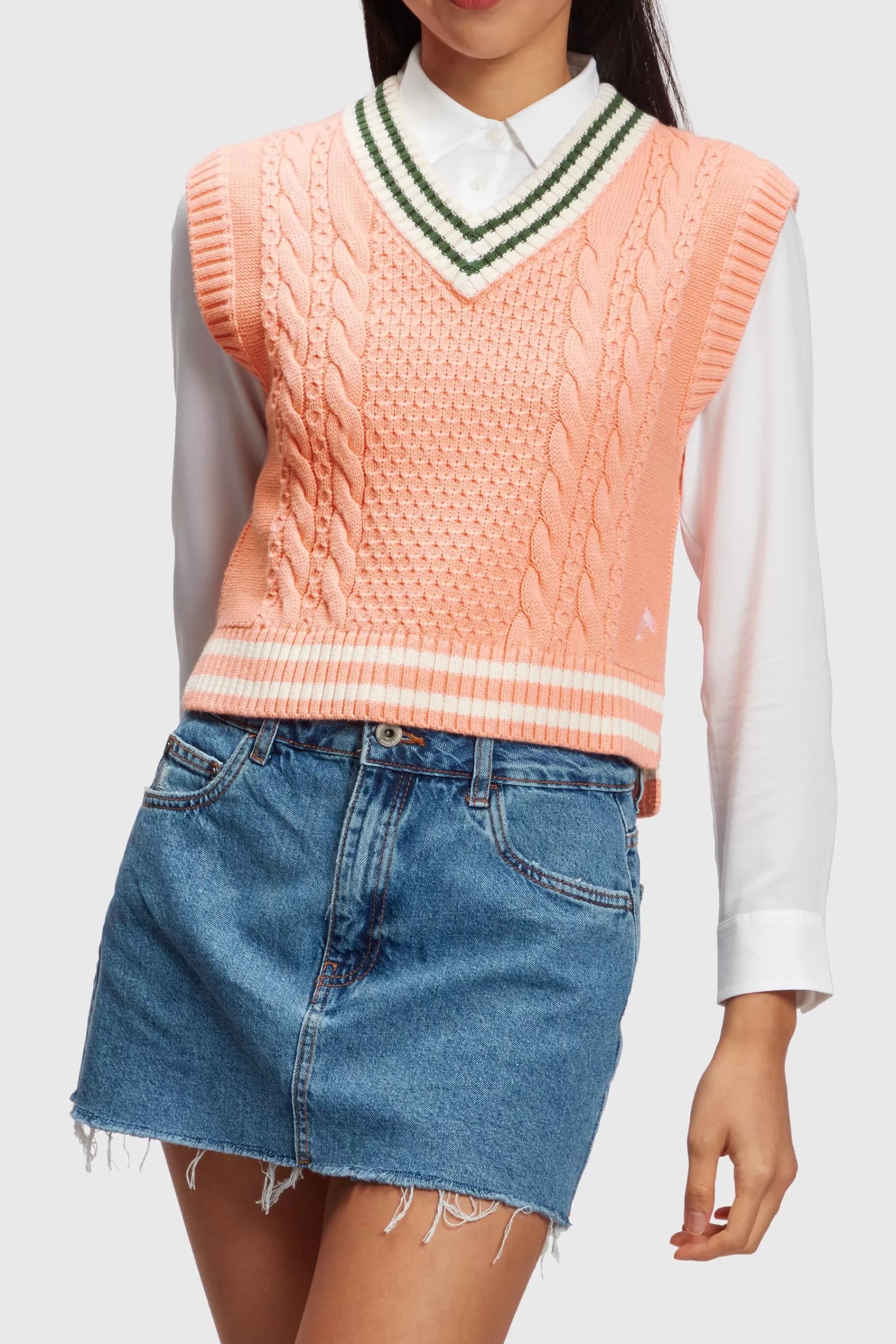 Zopfstrickweste mit Delfin-Logo-ESPRIT Online